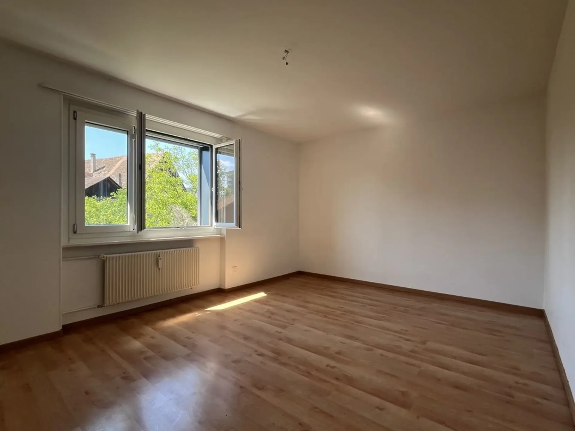 Ein großes 3-Zimmer-Apartment zur Miete in Porrentruy!