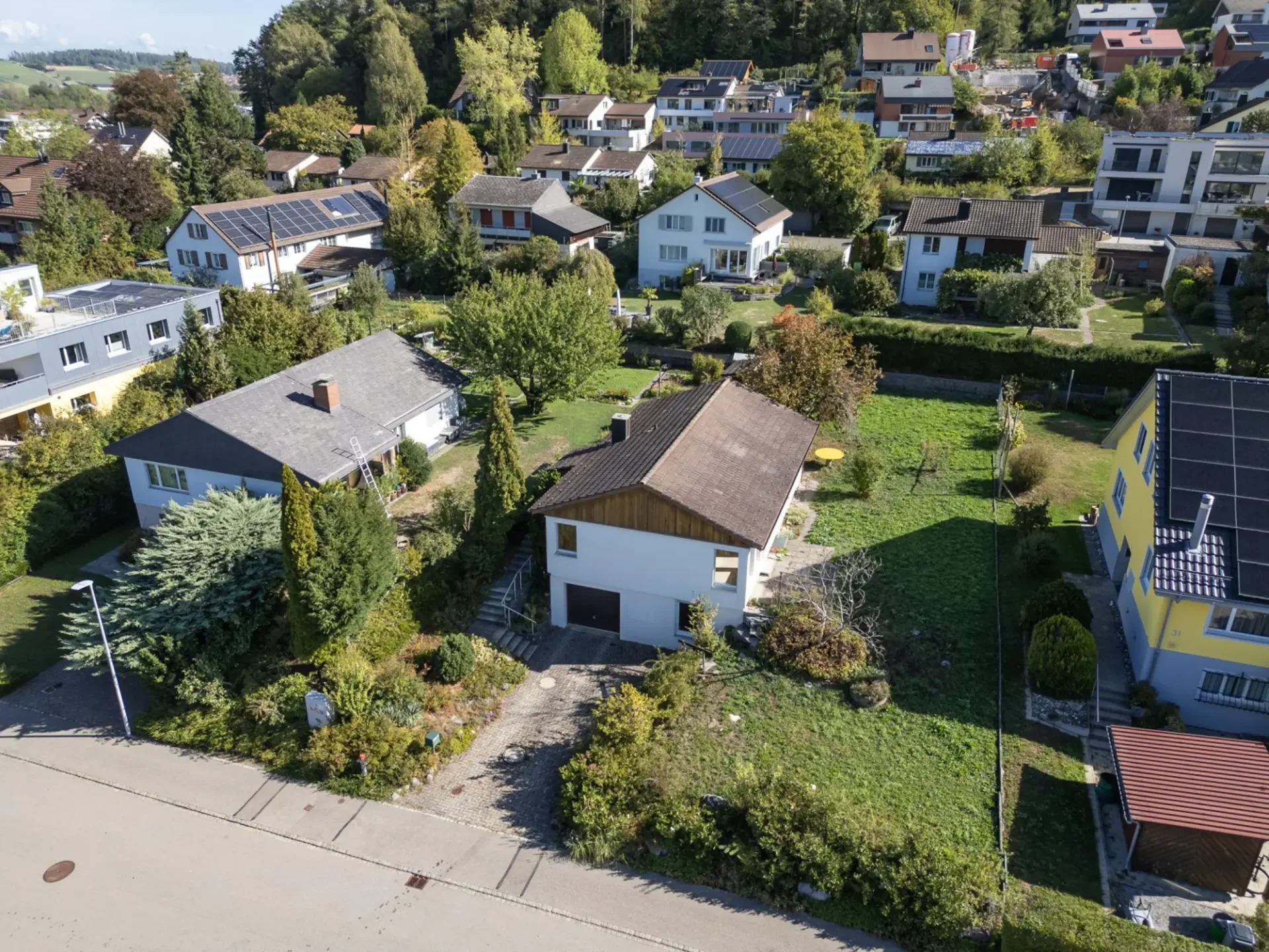 An ruhiger Lage mit Fernsicht