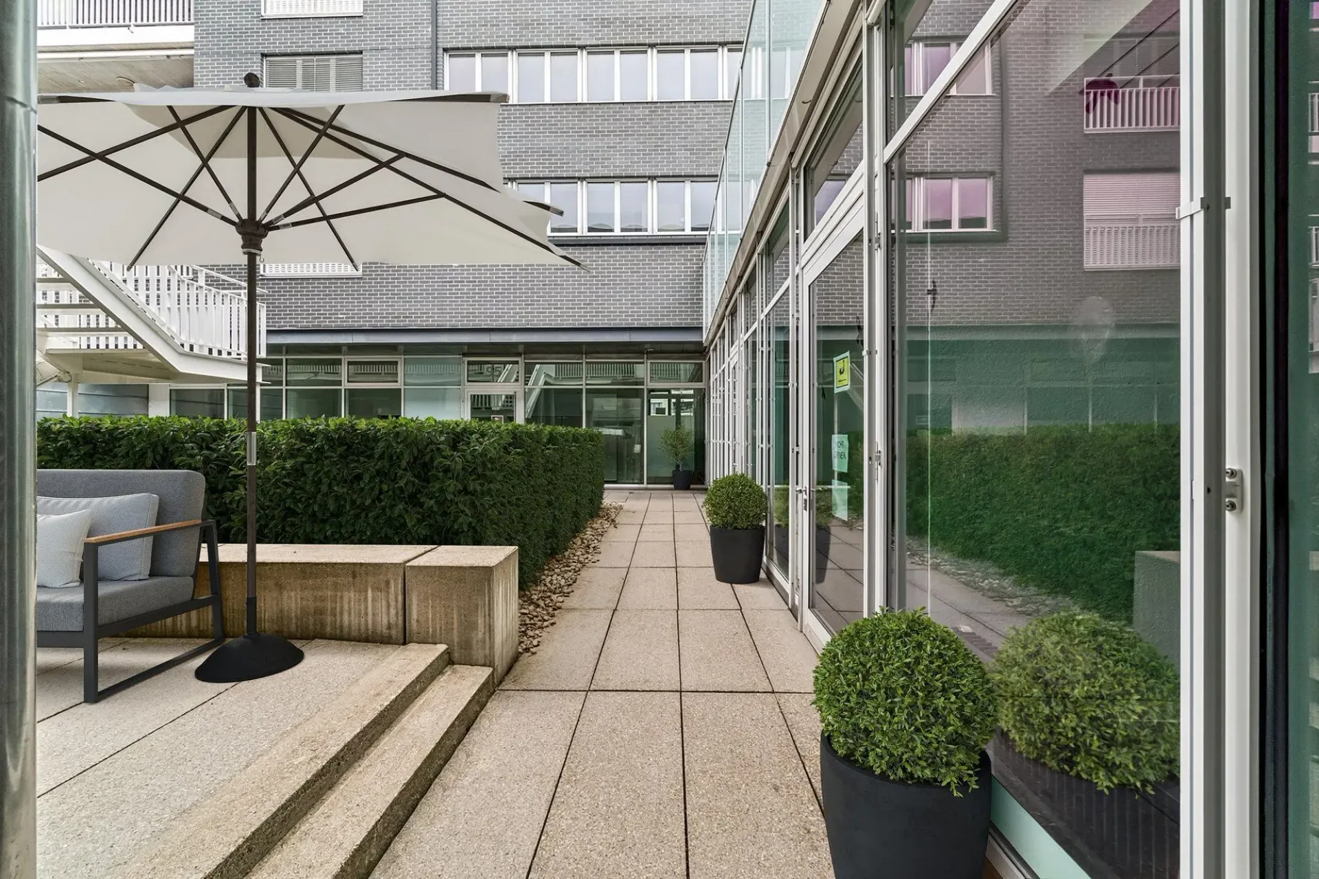 Zentrale Bürofläche in Zürich-Oerlikon zu vermieten