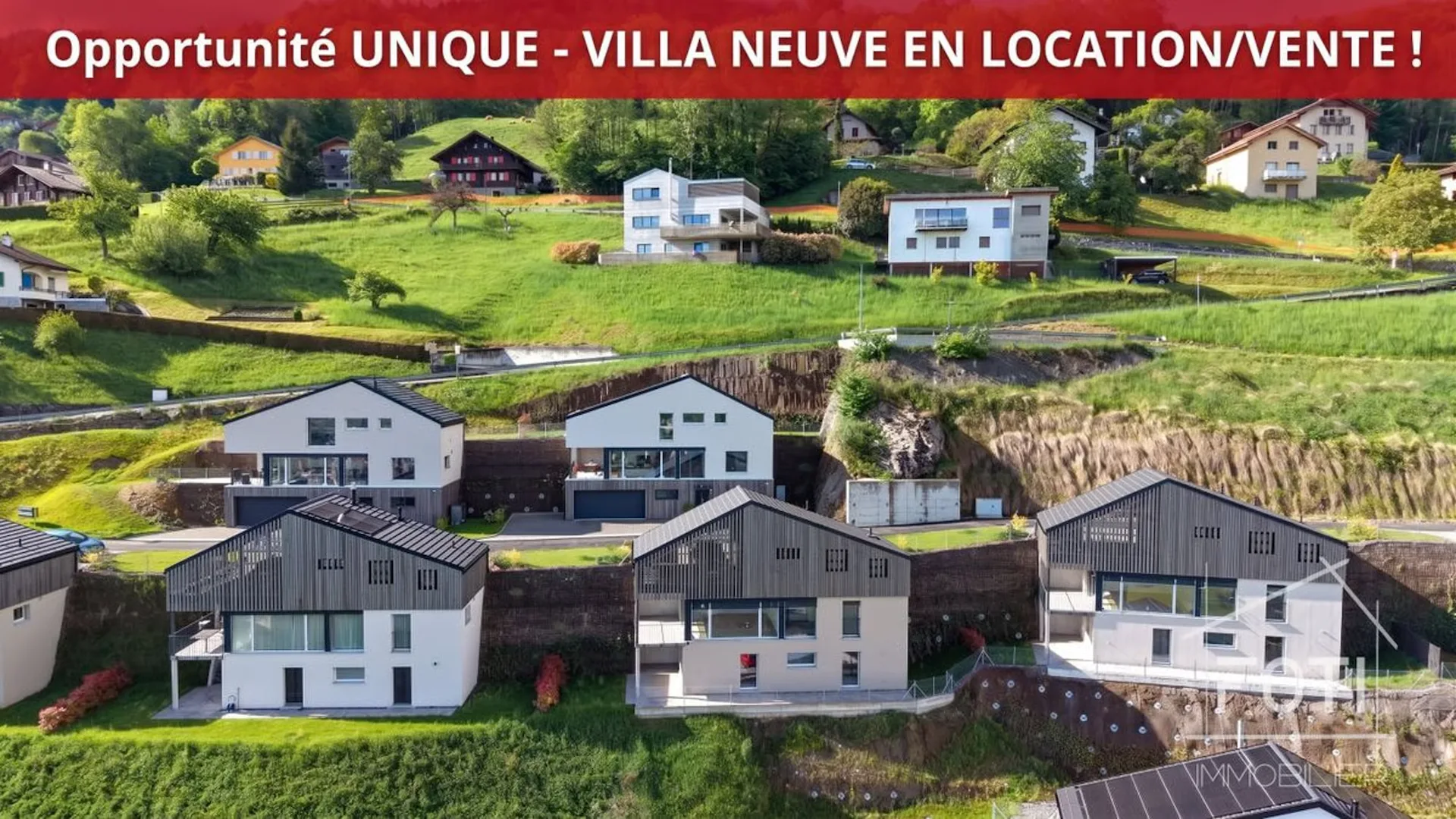 LOCATION-VERKAUF: Einzelvilla NEU mit 4,5 Zimmern und schöner Aussicht auf die Ebene.