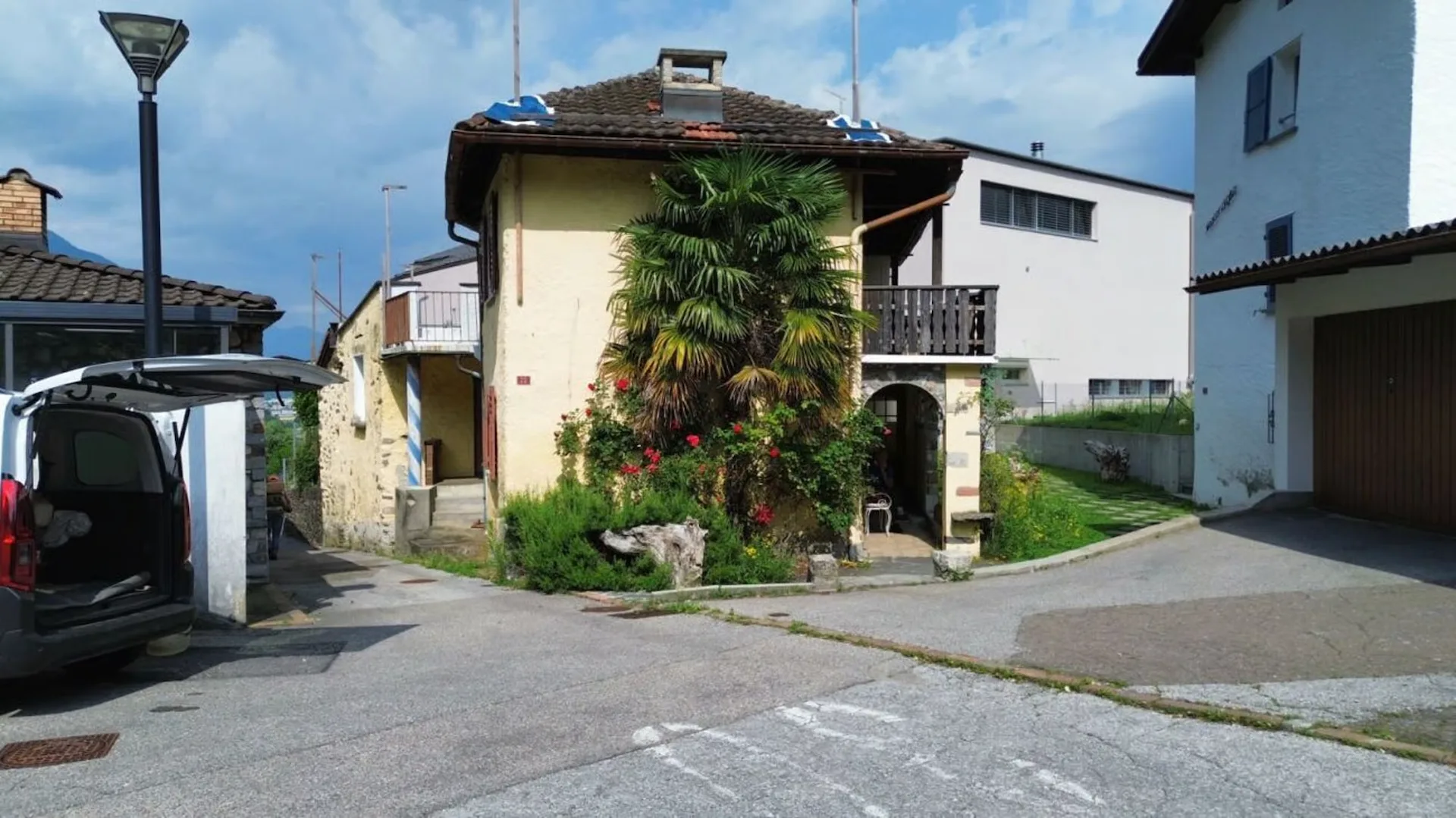 Haus, Mit Genehmigtem Erweiterungsprojekt, S.Antonino