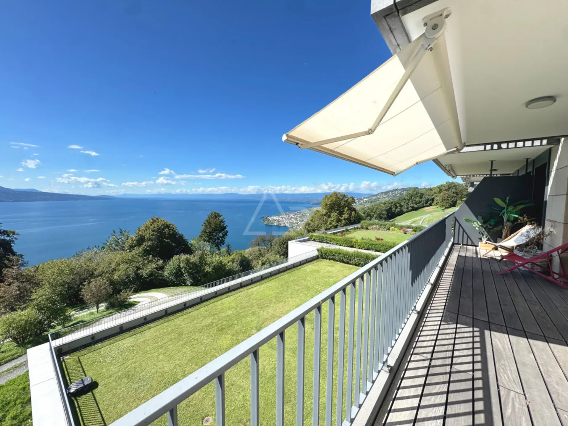 4,5-Zimmer-Wohnung mit Panoramablick auf den Genfersee