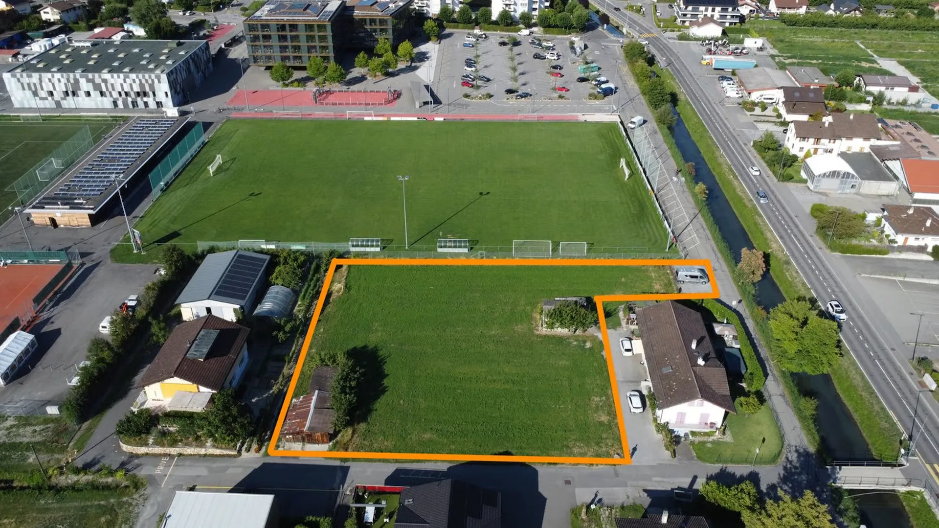 Baugrundstück von 3’215 m² in Fully – Villen oder Gebäude – Teilung möglich