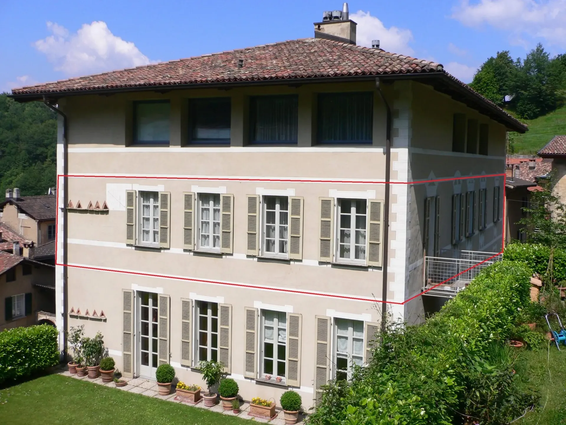 Schönes 5.5-Zimmer-Apartment in einem historischen Haus in Carabbia