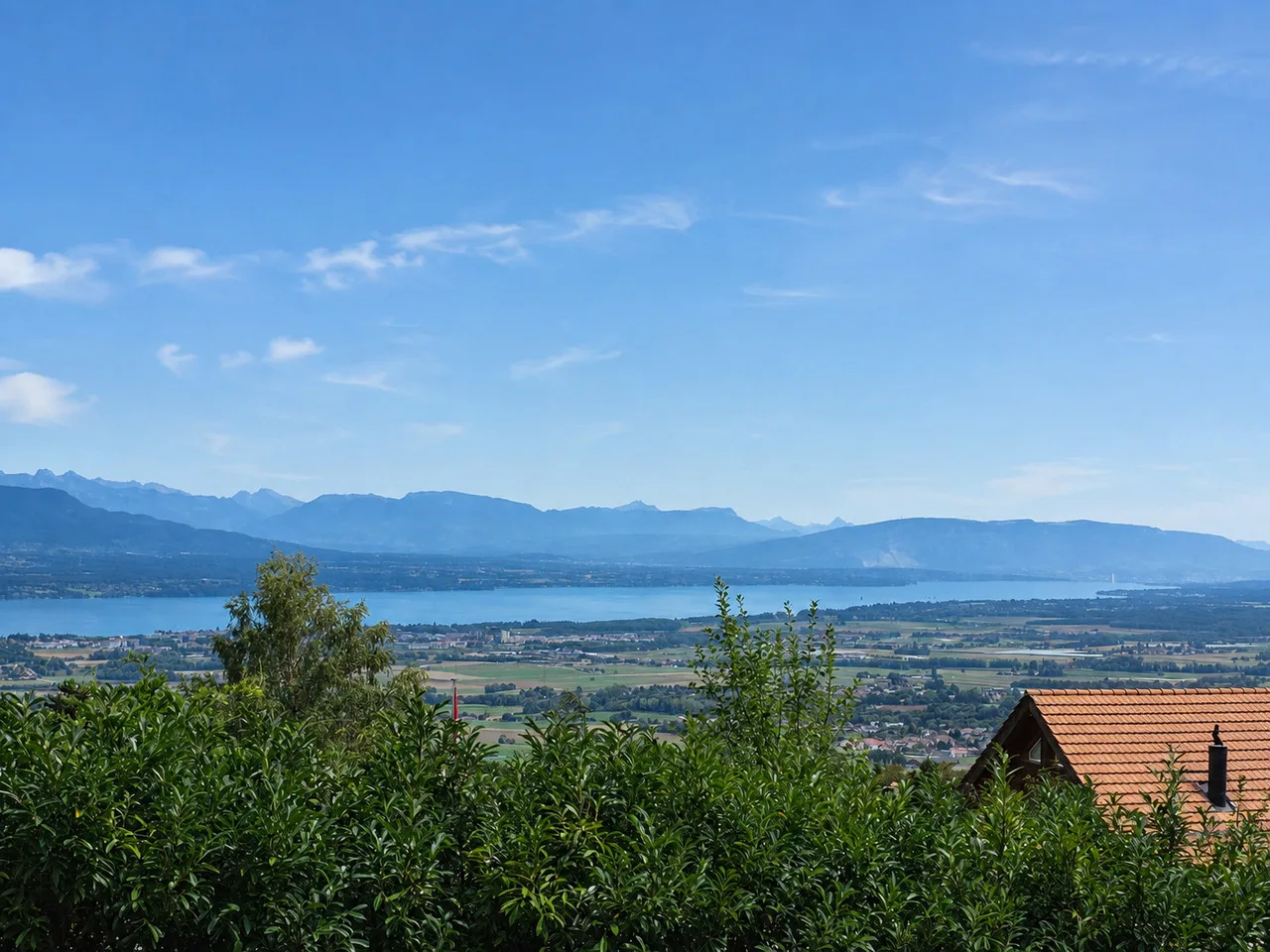 Appartement 3,5 pièces avec vue panoramique sur le Léman et les Alpes