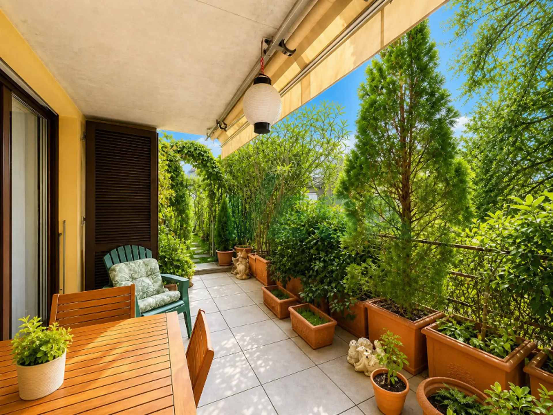 Accogliente appartamento 4,5 locali con delizioso giardino privato