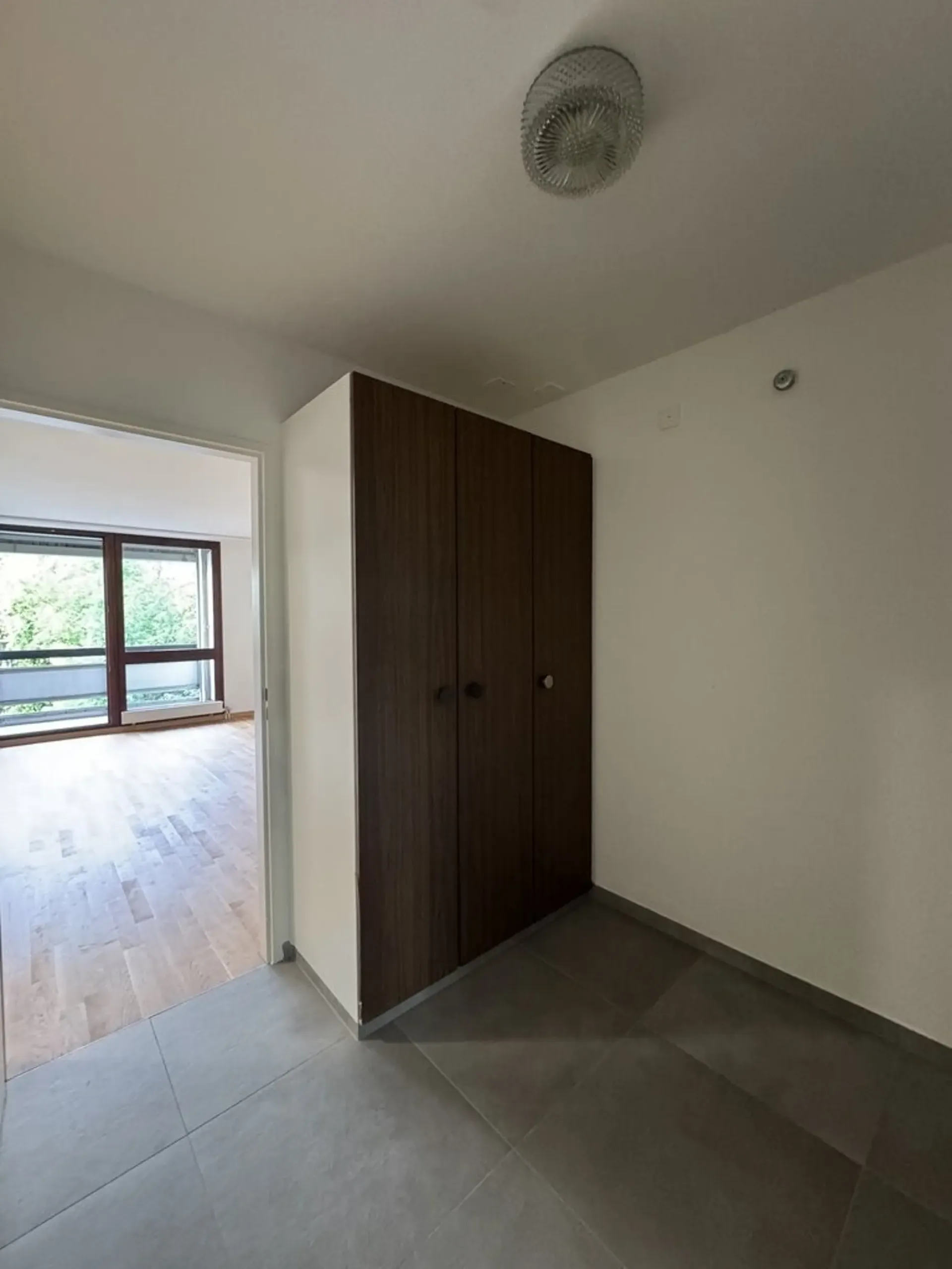 Einzigartige Gelegenheit! Wunderschöne Wohnung in idealer Lage in Renens!