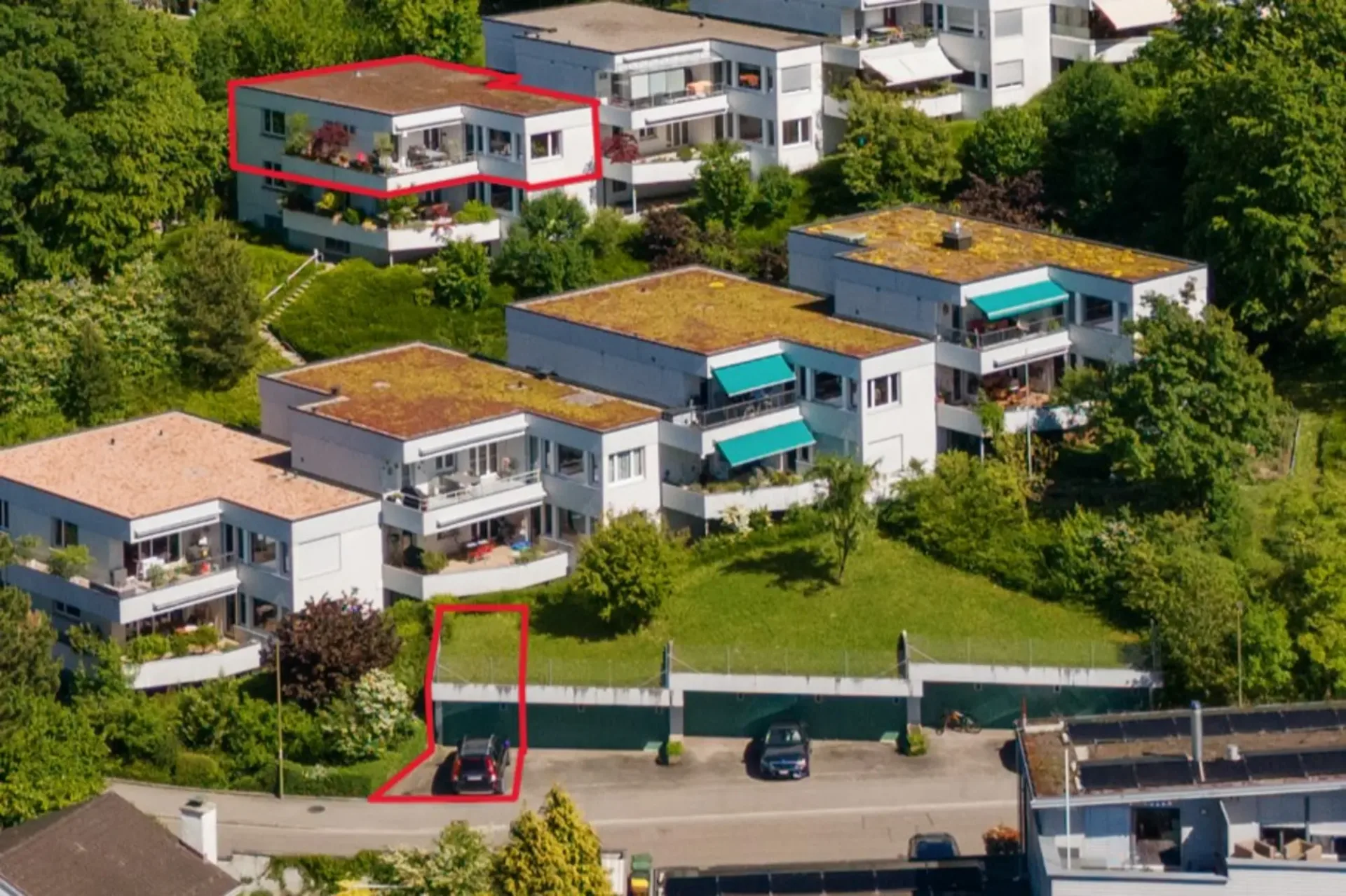 Wohnen am Waldrand: Grosse 5.5-Zimmer-Attikawohnung mit Weitblick