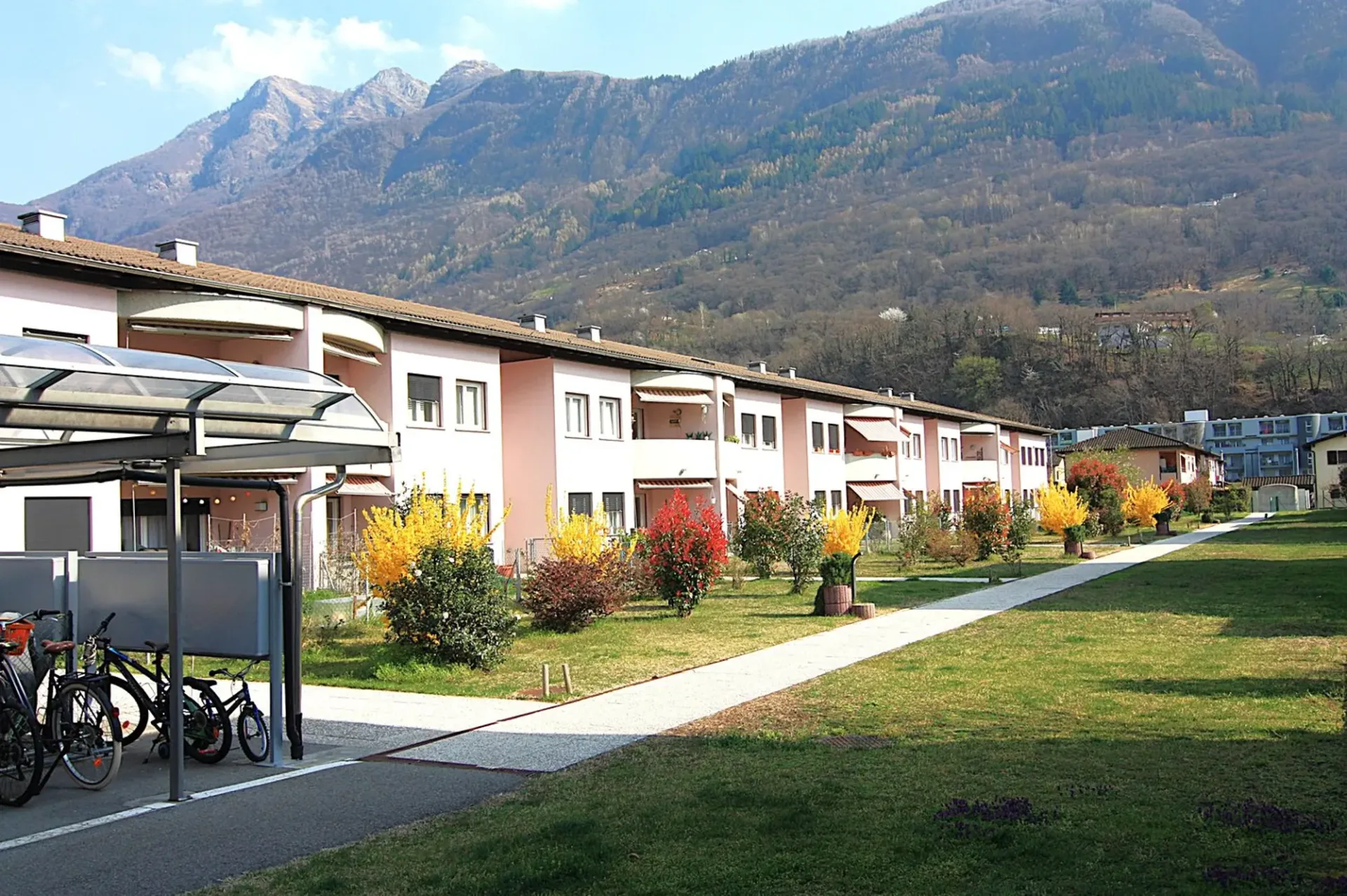 Rental Apartment Building in Sant'Antonino