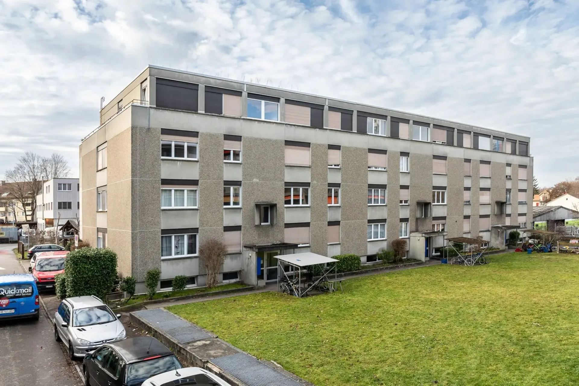 Moderne 4-Zimmer-Wohnung mit Balkon am Untermattweg