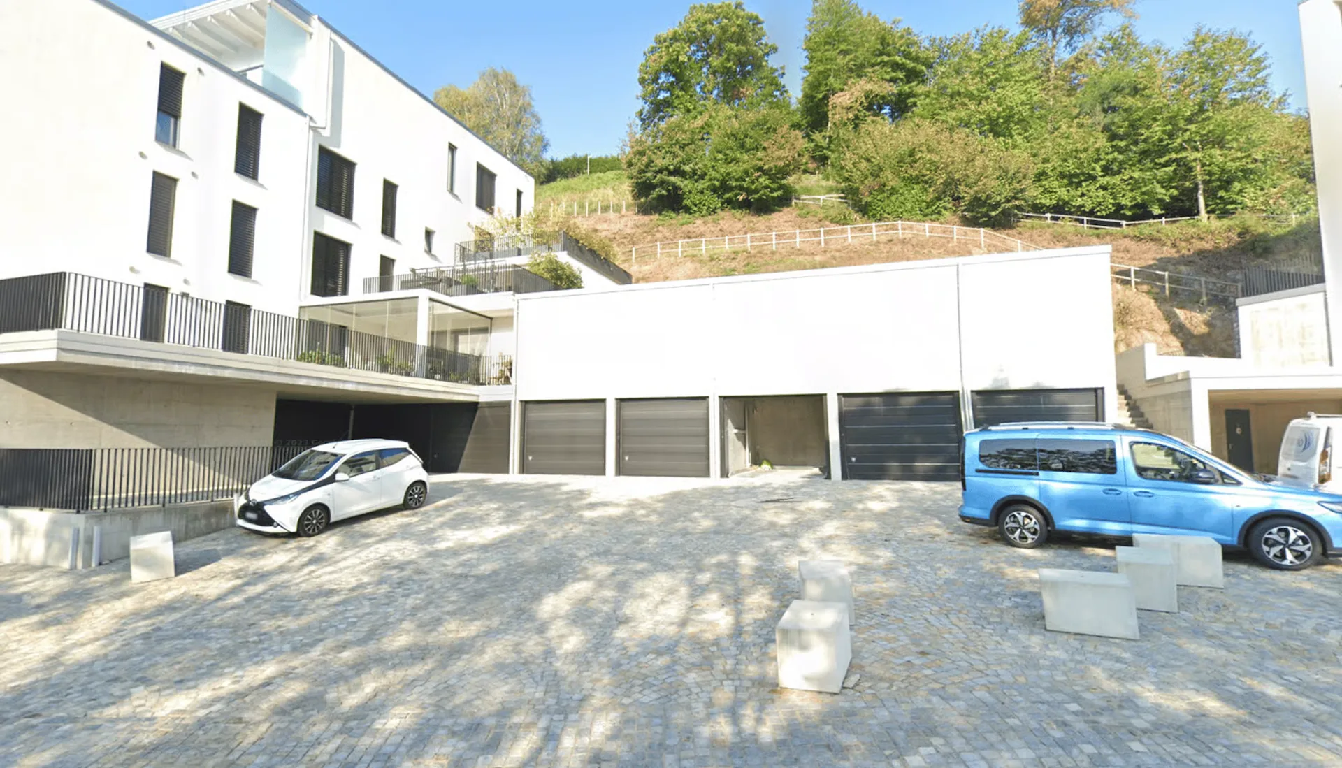 Garage zur Verkauf in Sureggio in Capriasca – Modern und funktional
