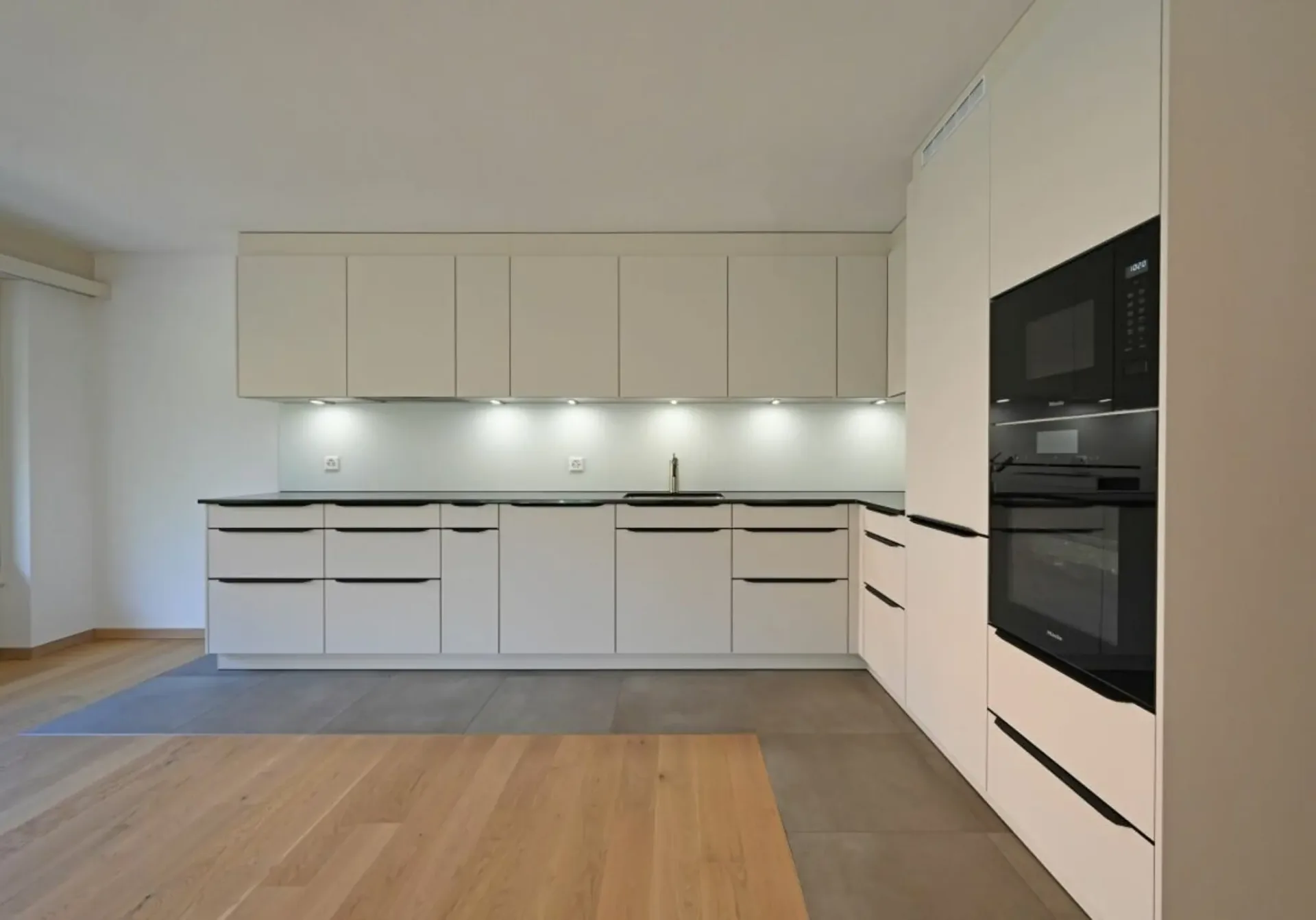 Renovated 4.5-room apartment in a quiet location