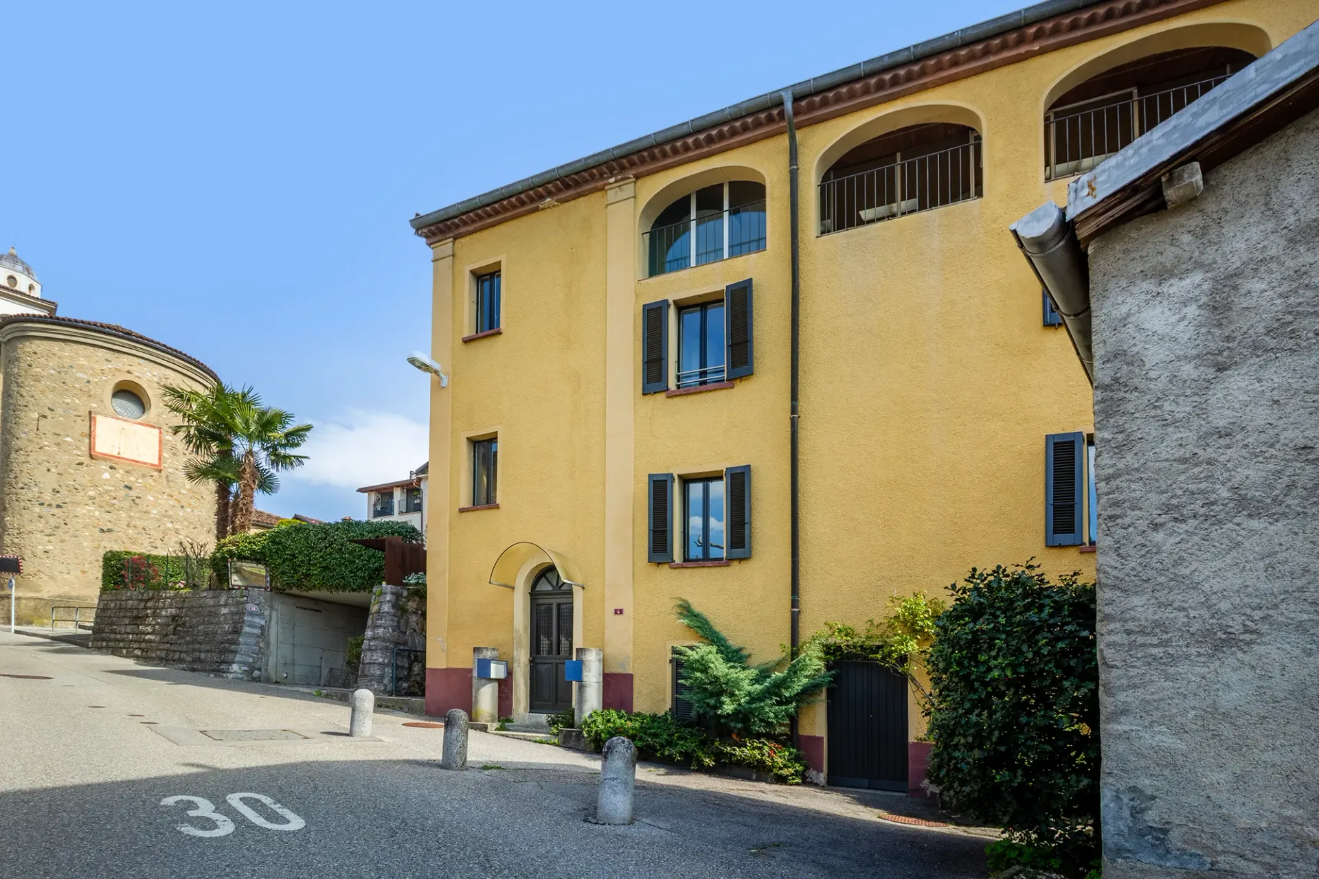 Casa di nucleo luminosa in centro paese