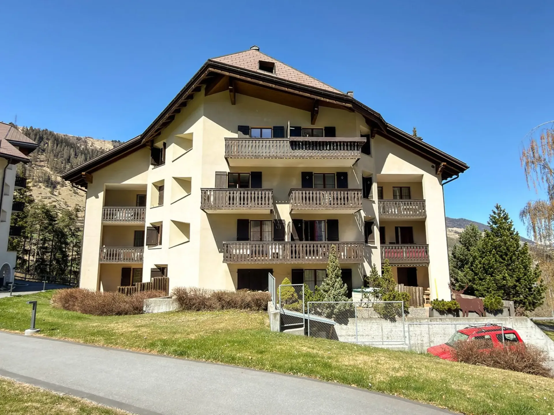 Charmante 1-Zimmer-Wohnung mit Bergpanorama in Vulpera