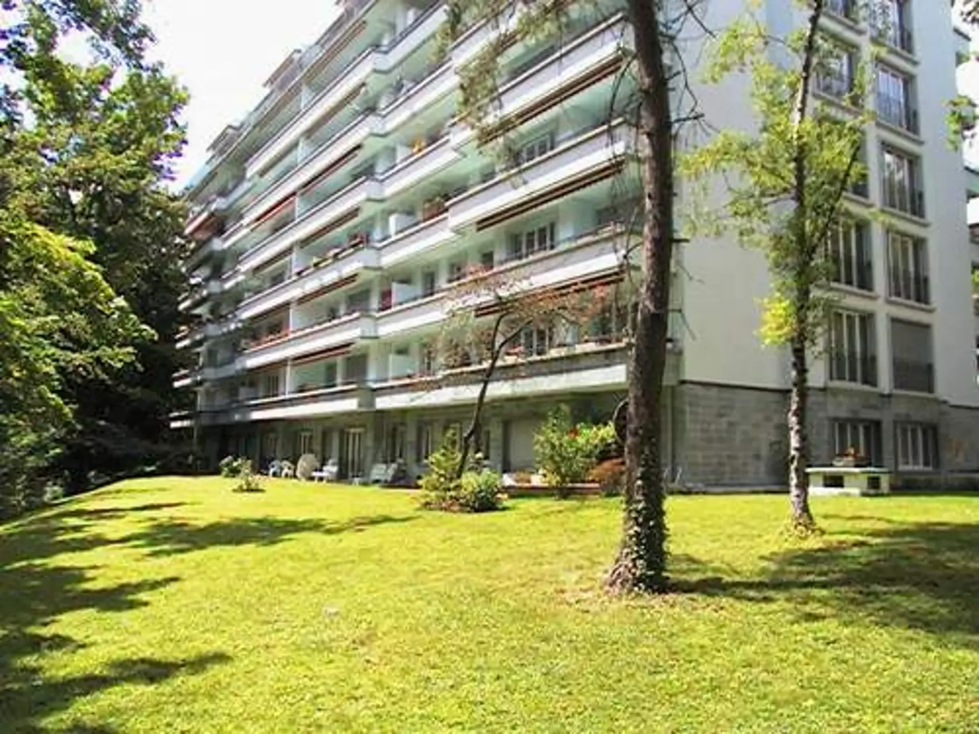 Neue Renovierung - Außergewöhnlich - Blühendes Viertel
