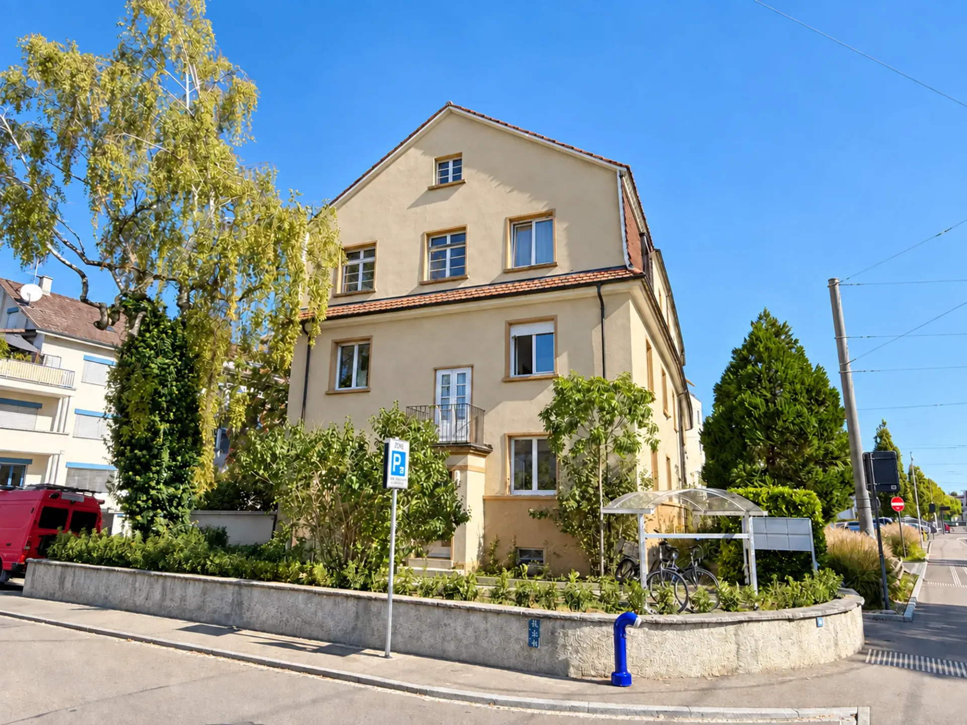 Erstbezug - Stilvoll renovierte 3-Zimmerwohnung mit eigenem Garten (60m2)