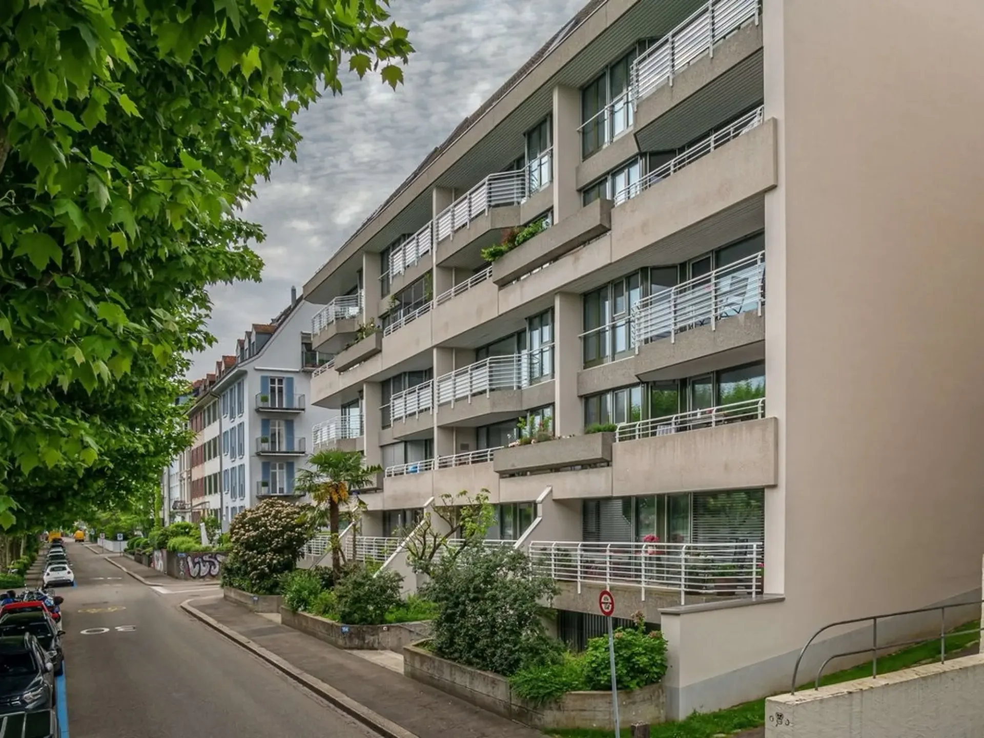 Atelier directement sur le Rhin