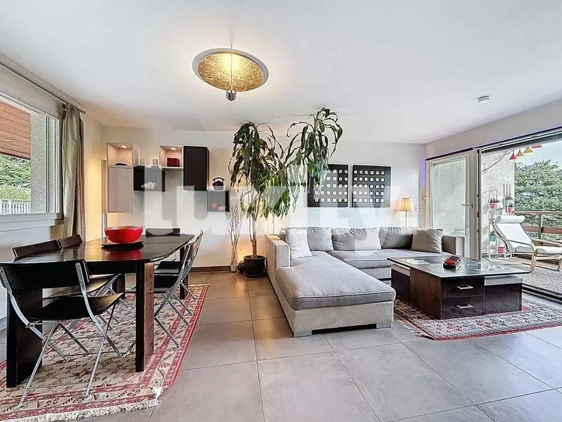 Family apartment with large private garden