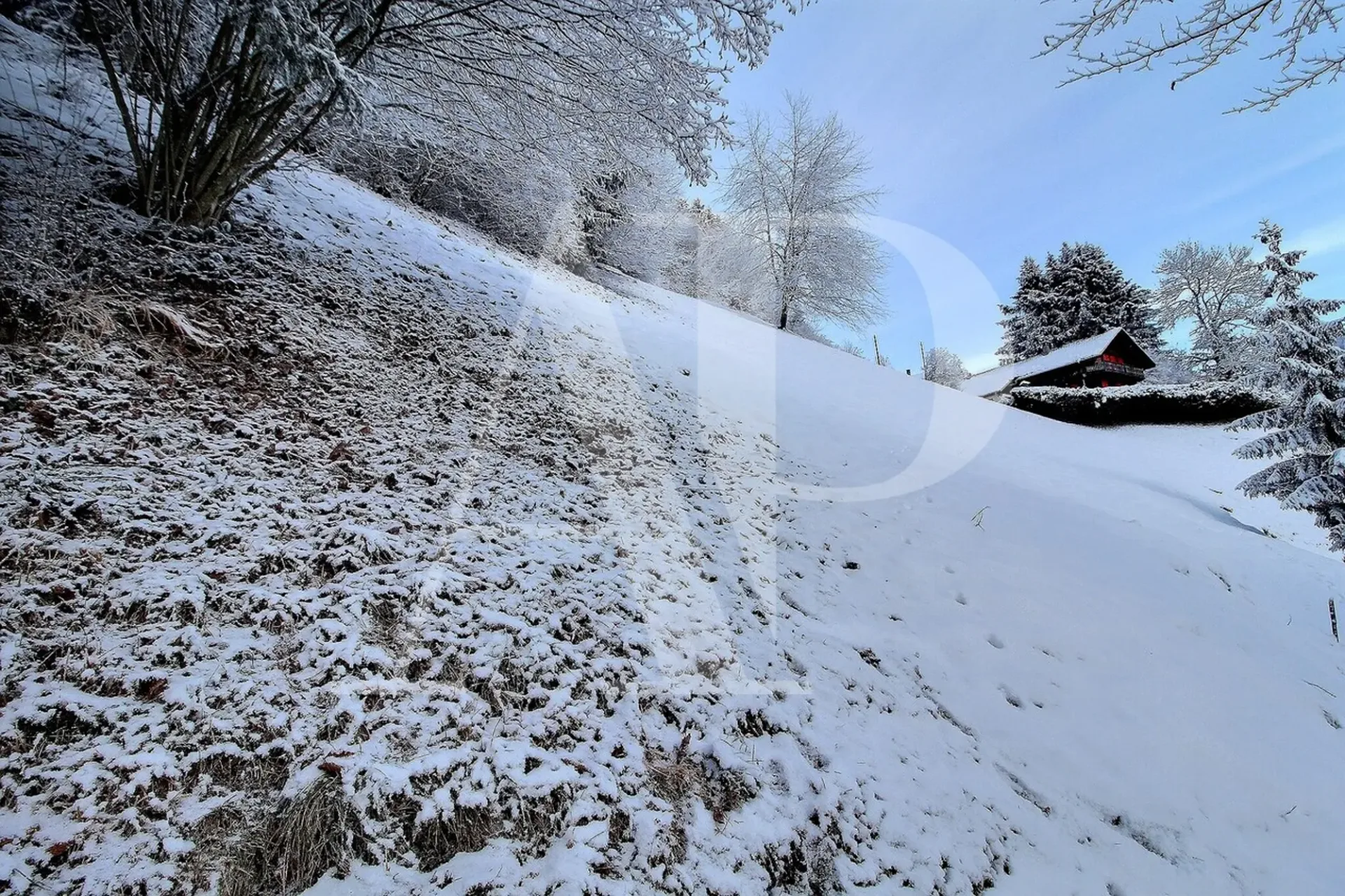 A VENDRE TERRAIN A CHAMPERY