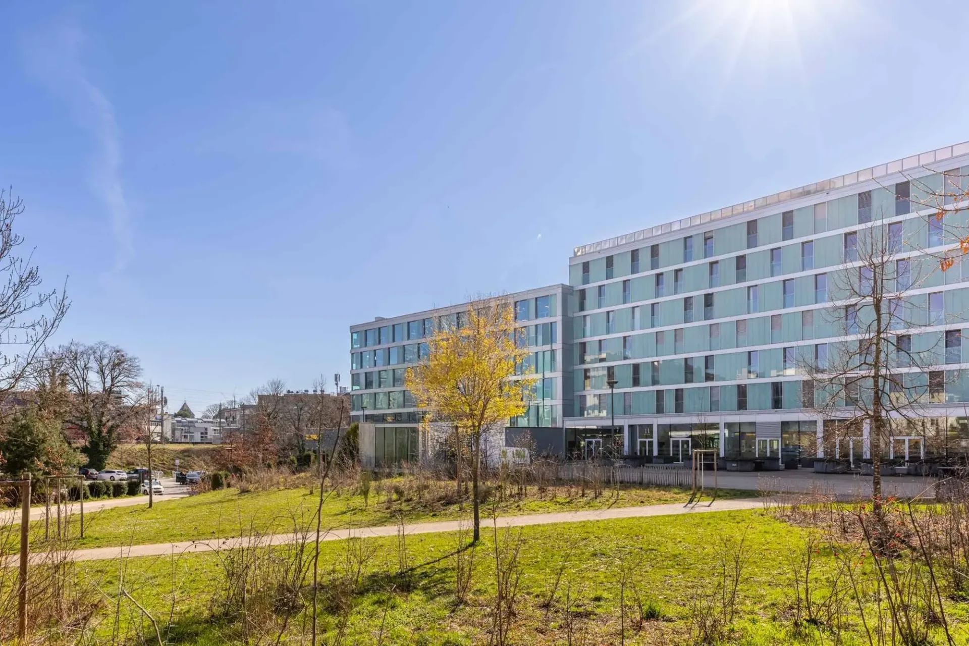 Lumineux 4.5 pièces avec grande loggia au centre de Nyon