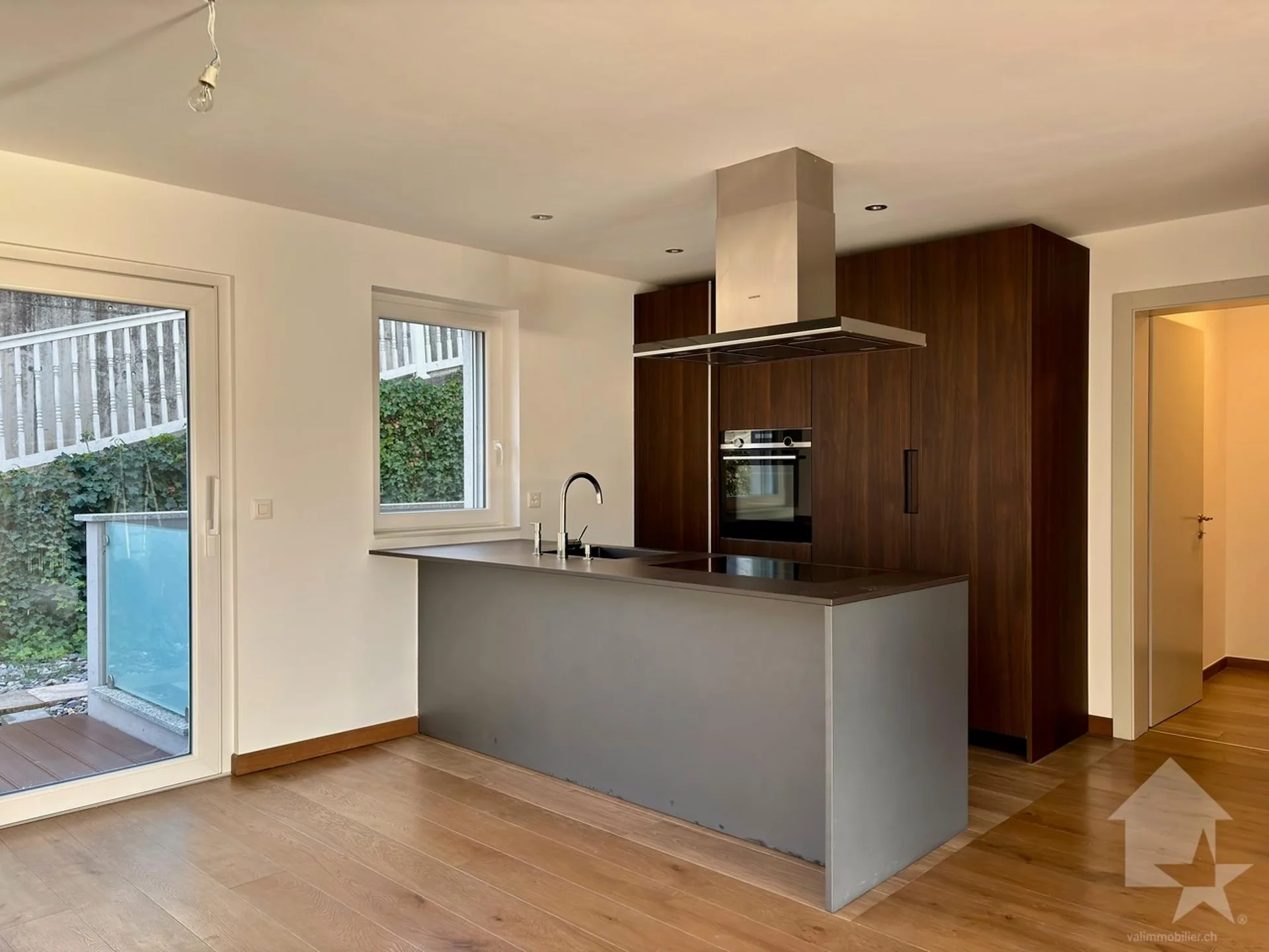 Spacieux appartement, dans maison de deux habitations