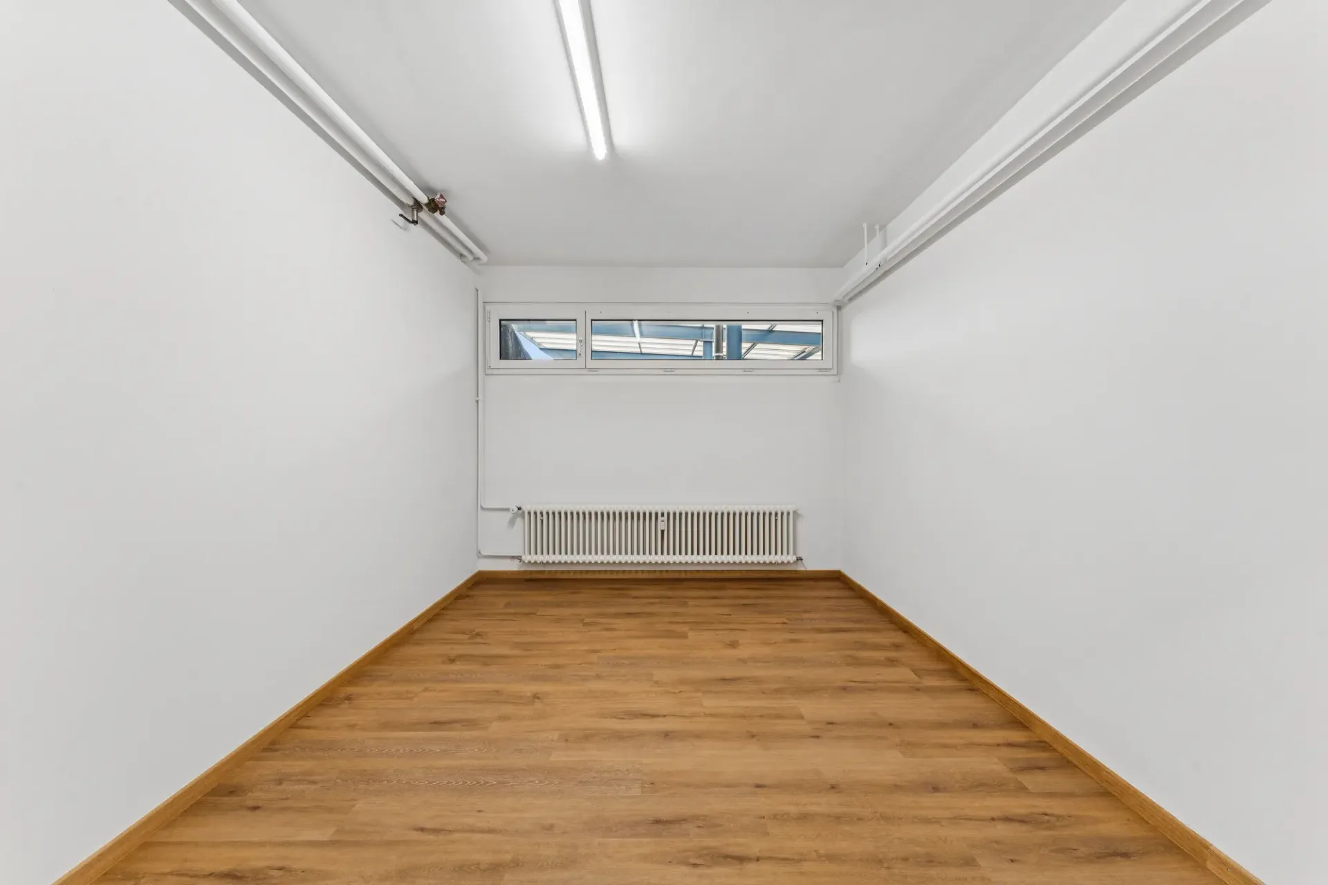Newly renovated craft room for rent