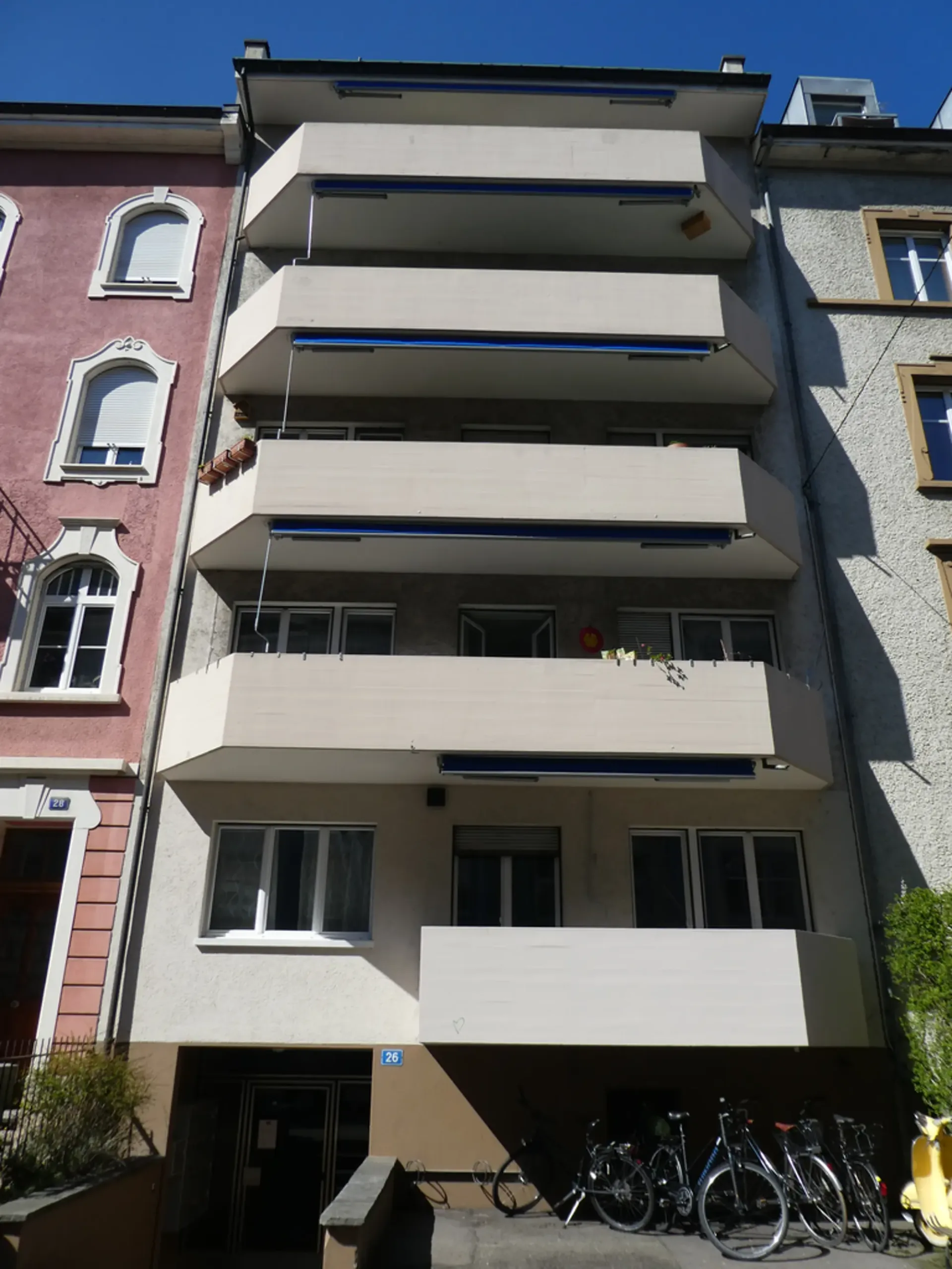 Nähe Uni im St. Johann vermieten wir eine renovierte Wohnung