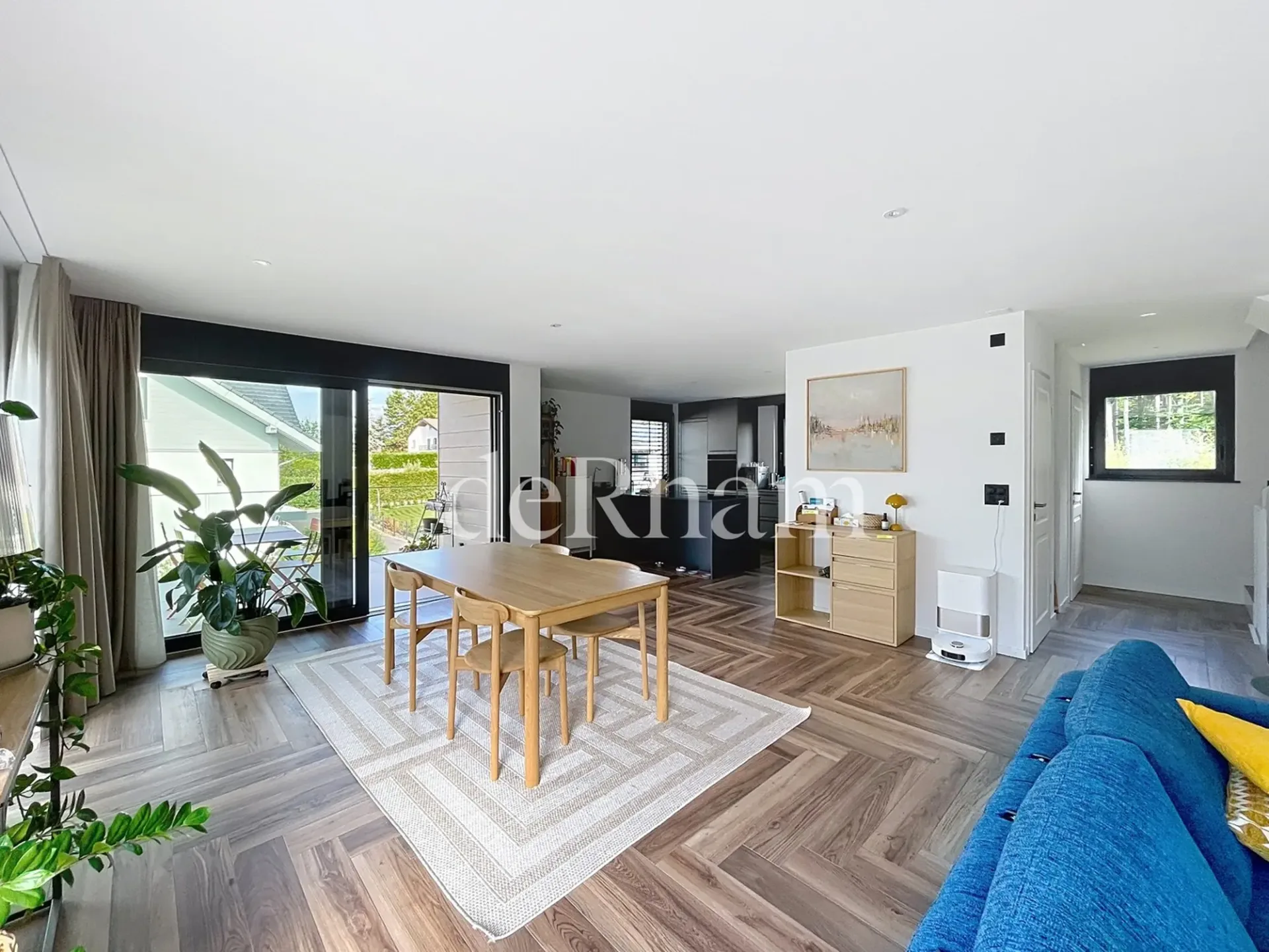 Triplex der Extraklasse in einer grünen Oase in Mont-sur-Lausanne!