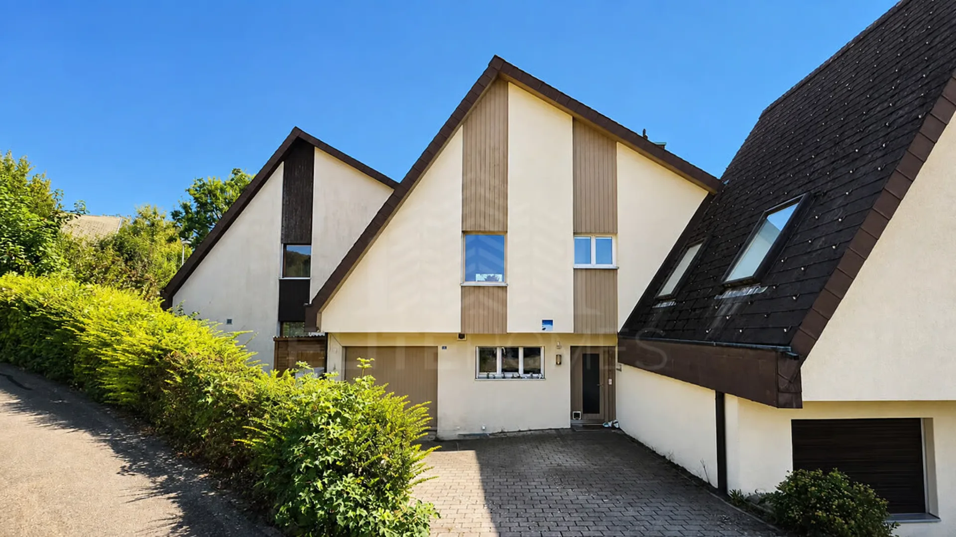 Style, sun, and plenty of space to live