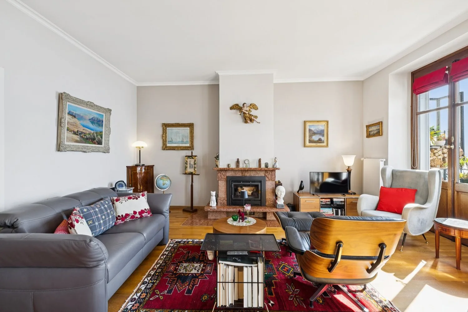 Charmanter Apartment im letzten Stock, in erster Reihe am Seeufer