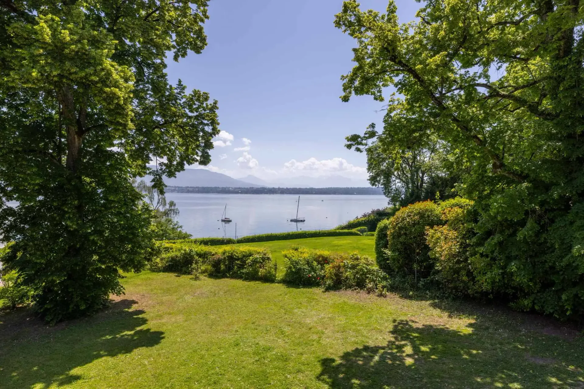 Architektenhaus mit atemberaubendem Seeblick