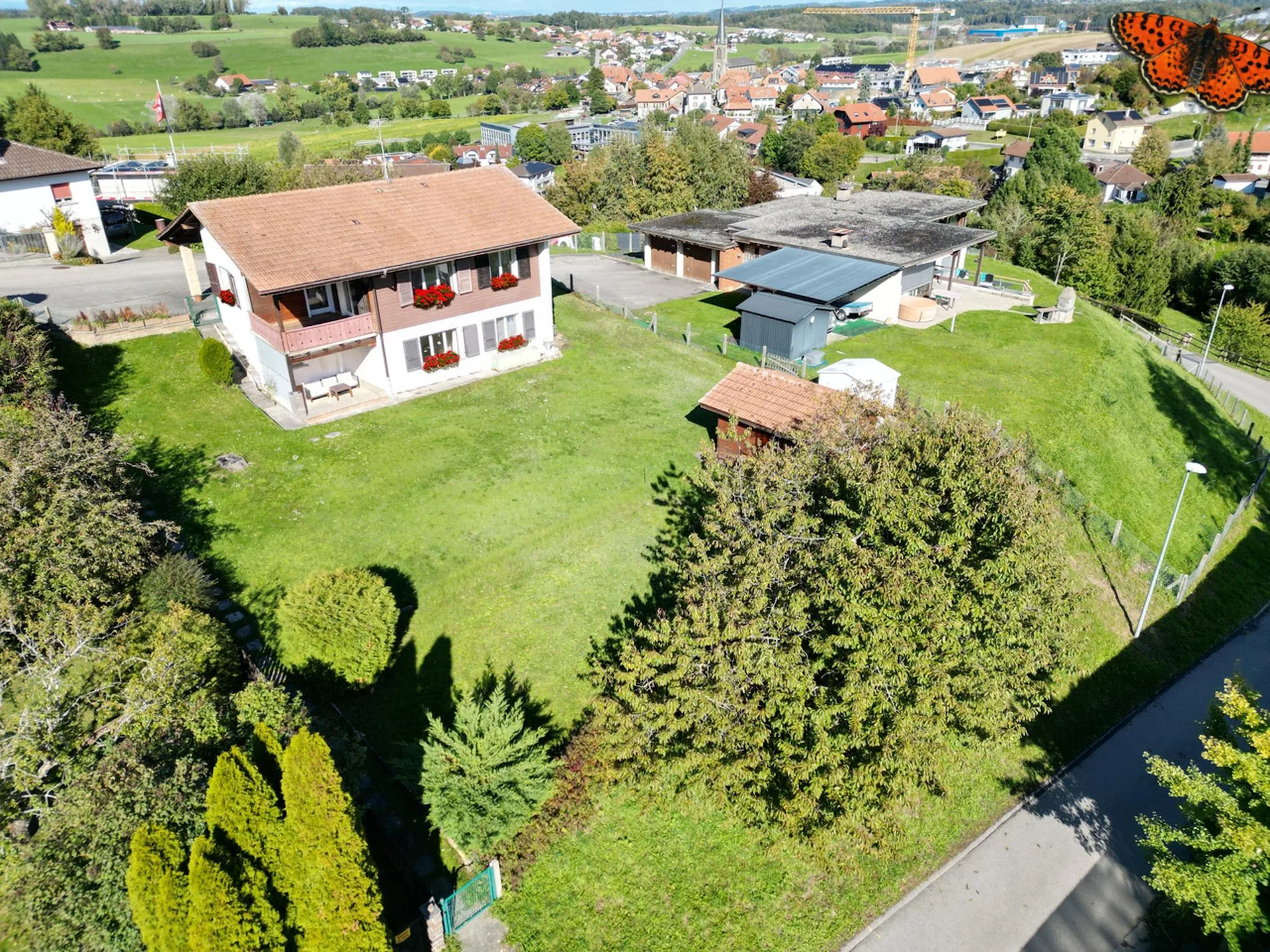Gelegenheit: Einfamilienhaus mit großem Potenzial auf großem Grundstück