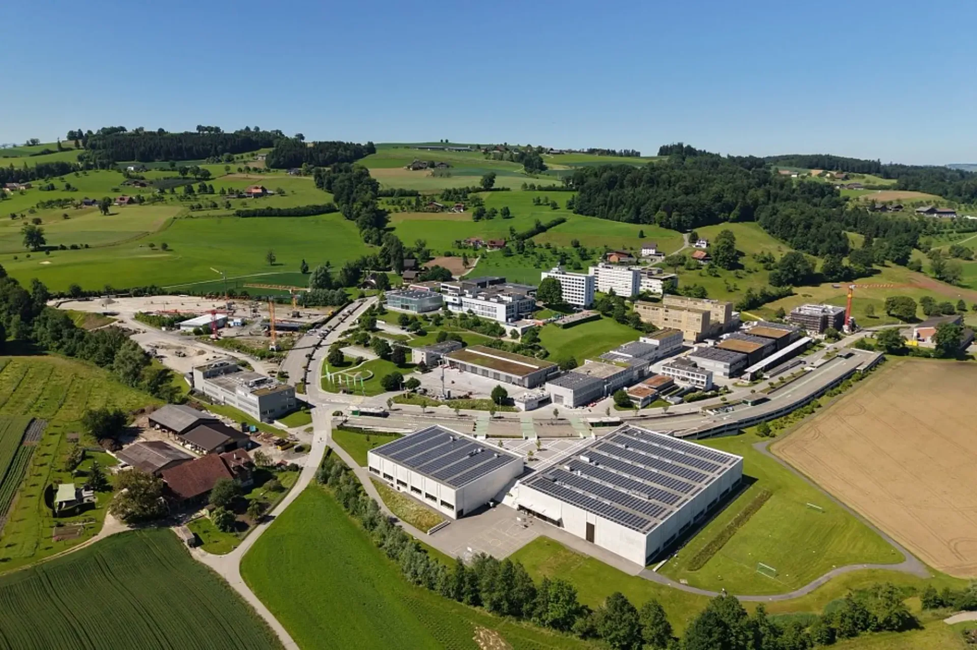CAMPUS SURSEE Zone d'aménagement avec un potentiel de jusqu'à 15 000 m²