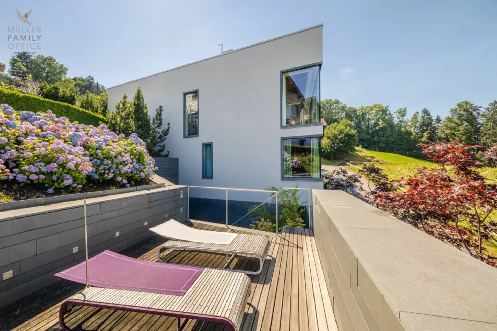 Traumhafte Luxus-Designervilla mit fantastischer Seesicht und Einliegerwohnung