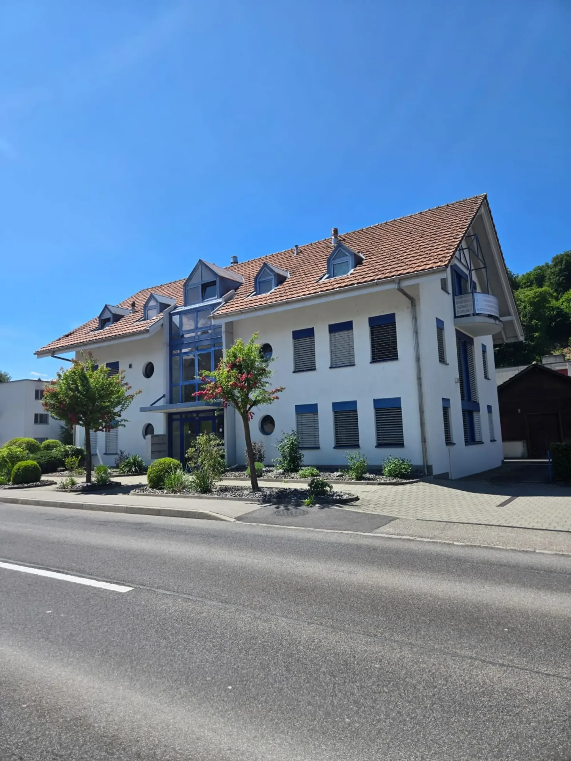 Bürofläche zur Miete in Tafers