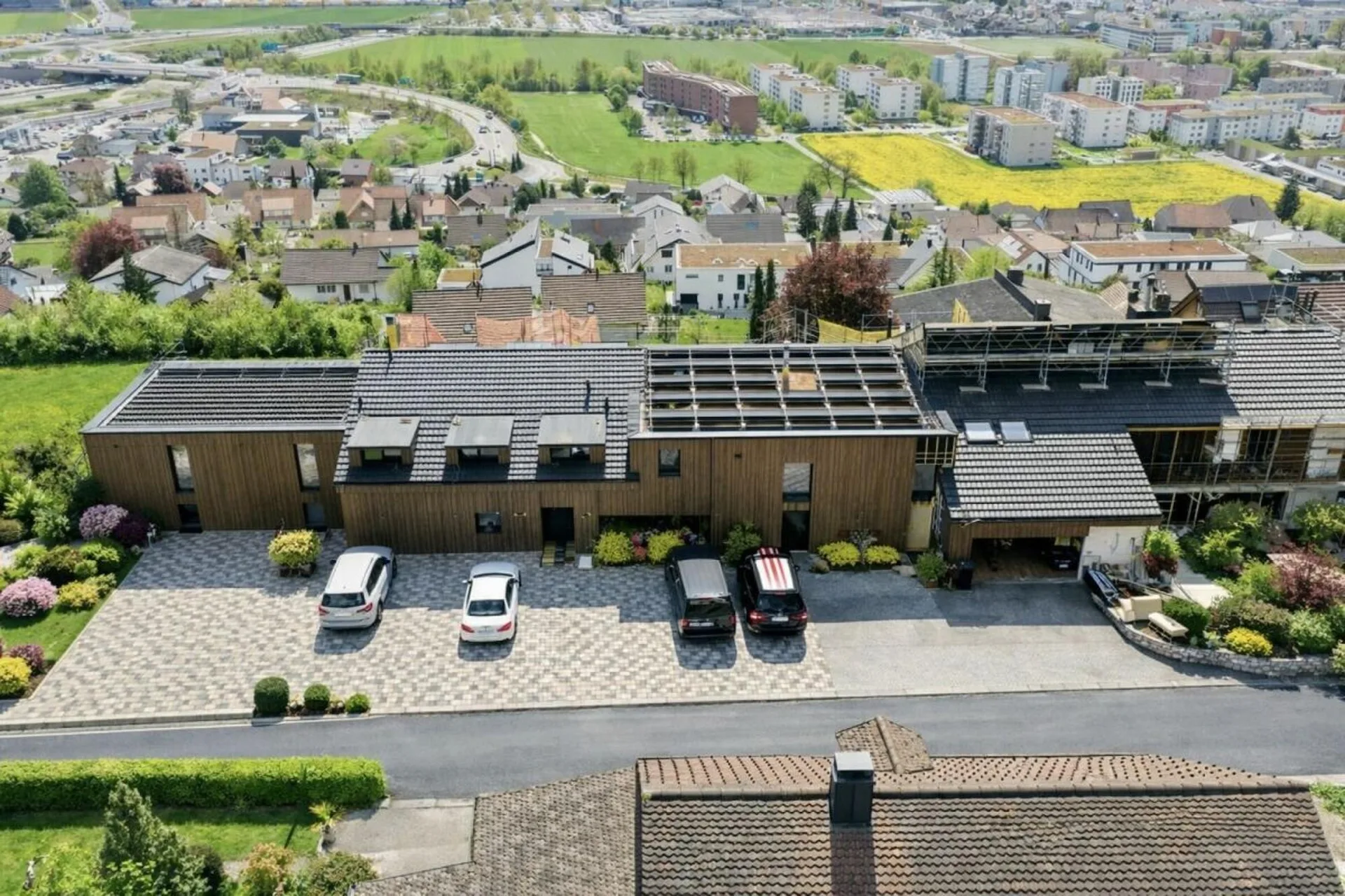 HOCHWERTIGE 5.5 ZIMMER WOHNUNG MIT PANORAMA AUSSICHT