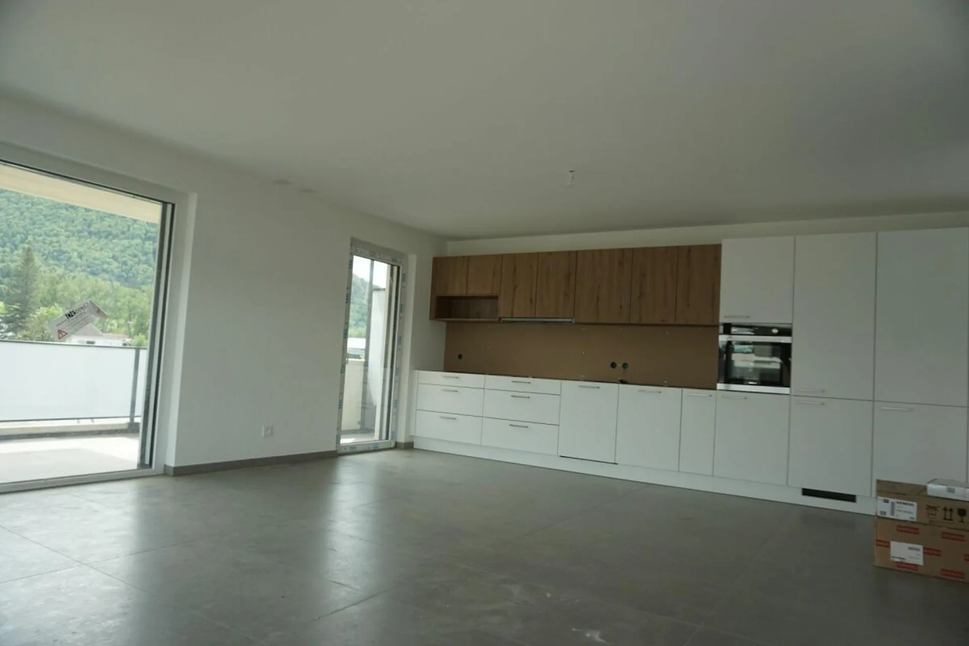 Appartement de 4,5 pièces - Surface nette de 100 m2 - Terrasse de 45 m2 - orienté sud-sud/est