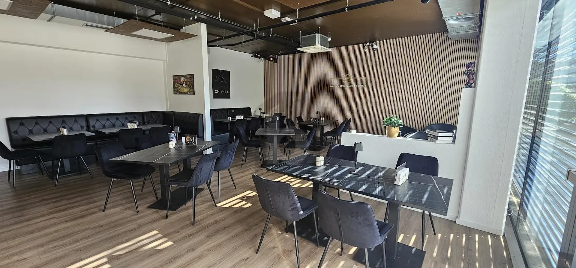 RESTAURANT GUT GELEGEN IM ZENTRUM MIGROS