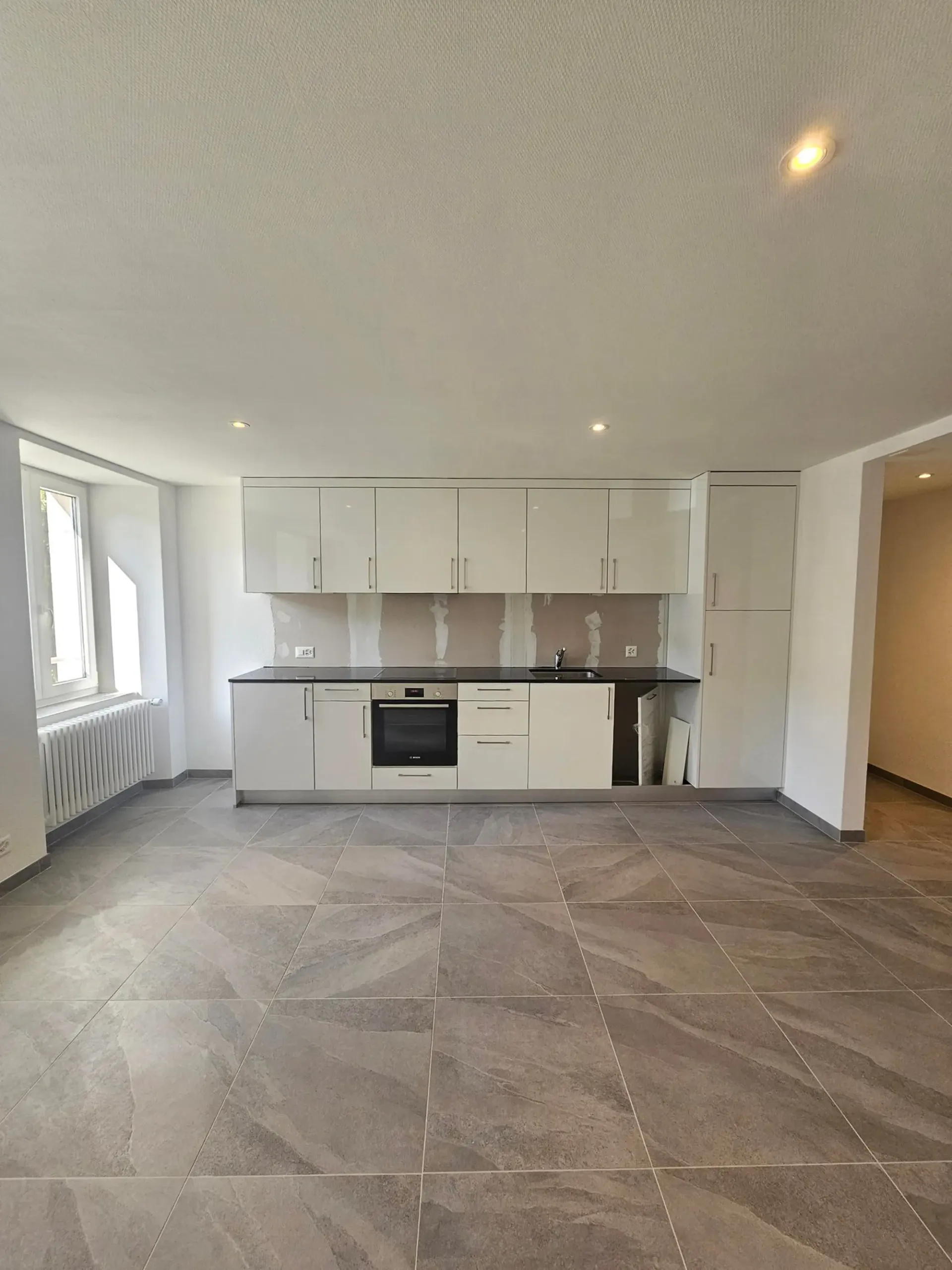 Under Renovation - Charming 2.5 Rooms in the Village Center