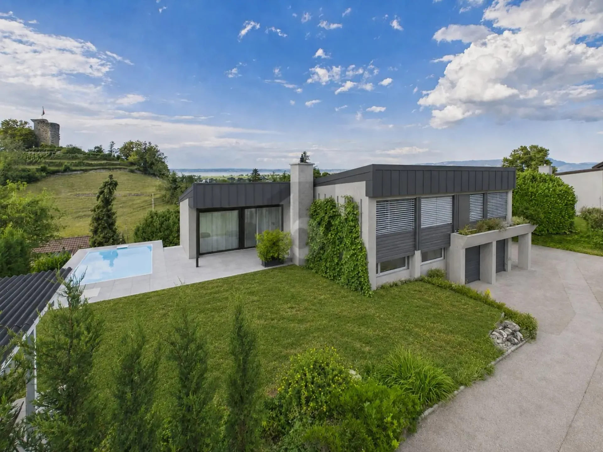 Renovated with garden, pool, and panoramic view