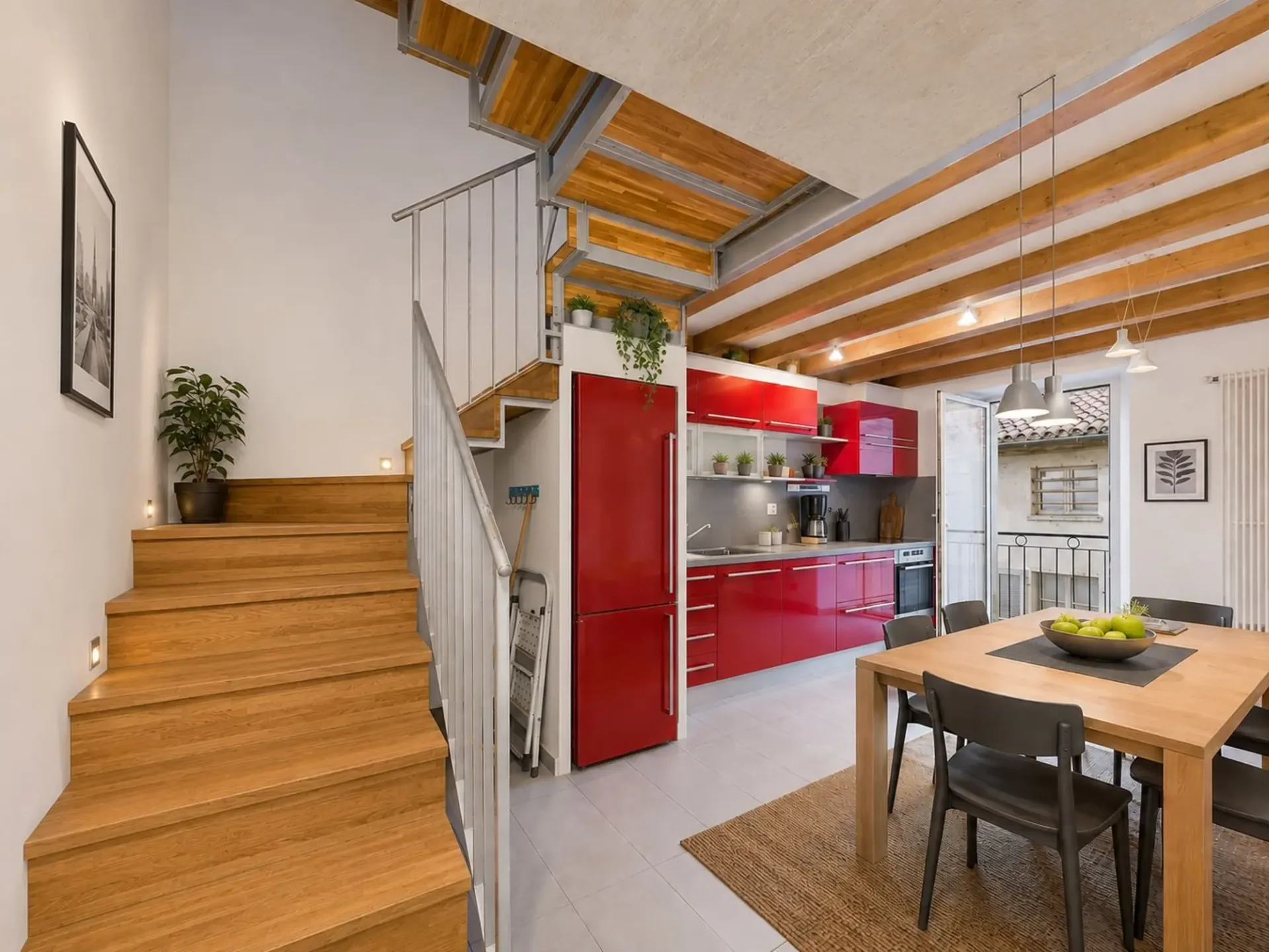 Schönes renoviertes Haus im Kern von Melide mit 4.5 Zimmern