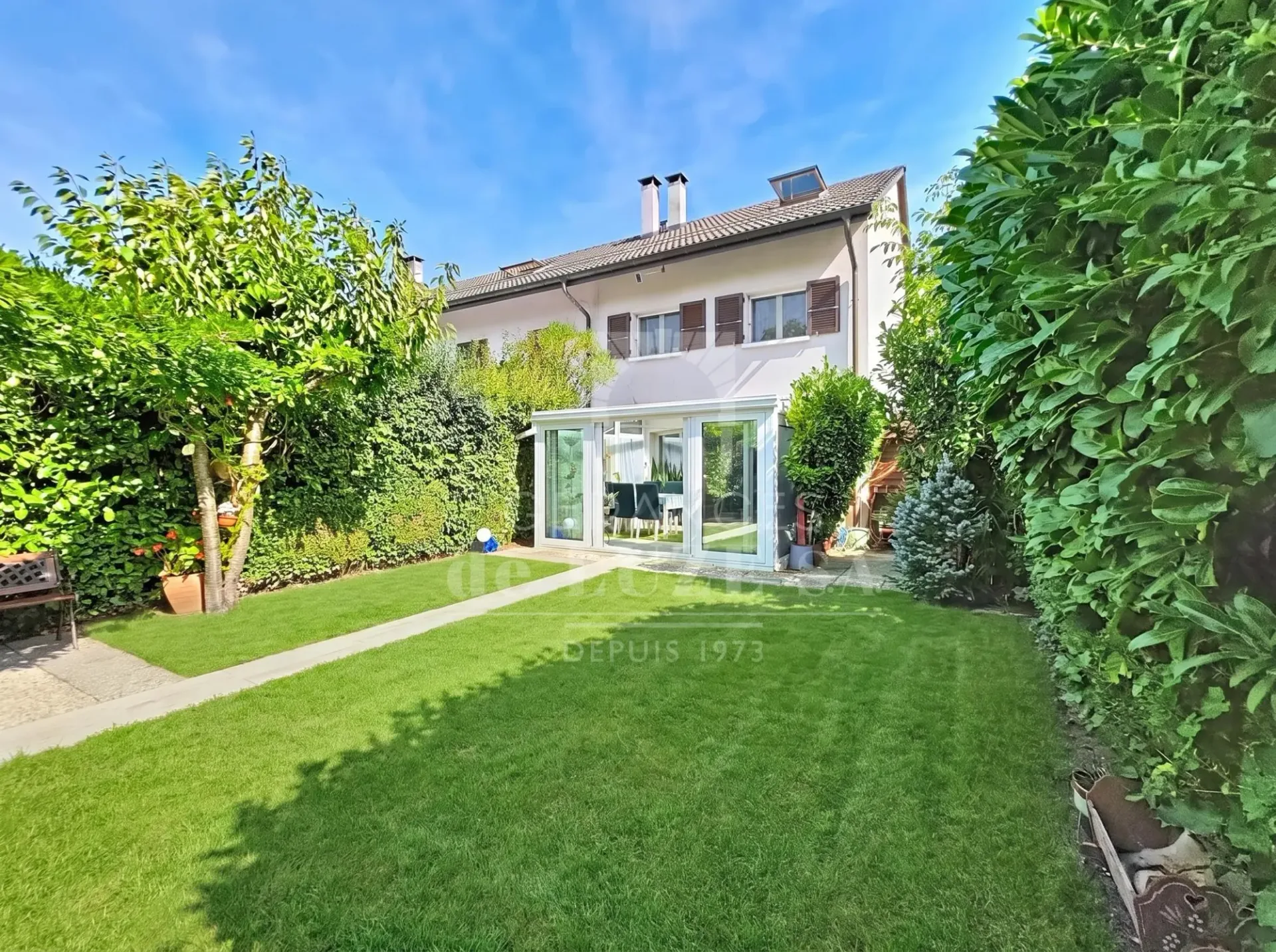 EXKLUSIV ? FAMILIENVILLA MIT 6 ZIMMERN UND PRIVATGARTEN