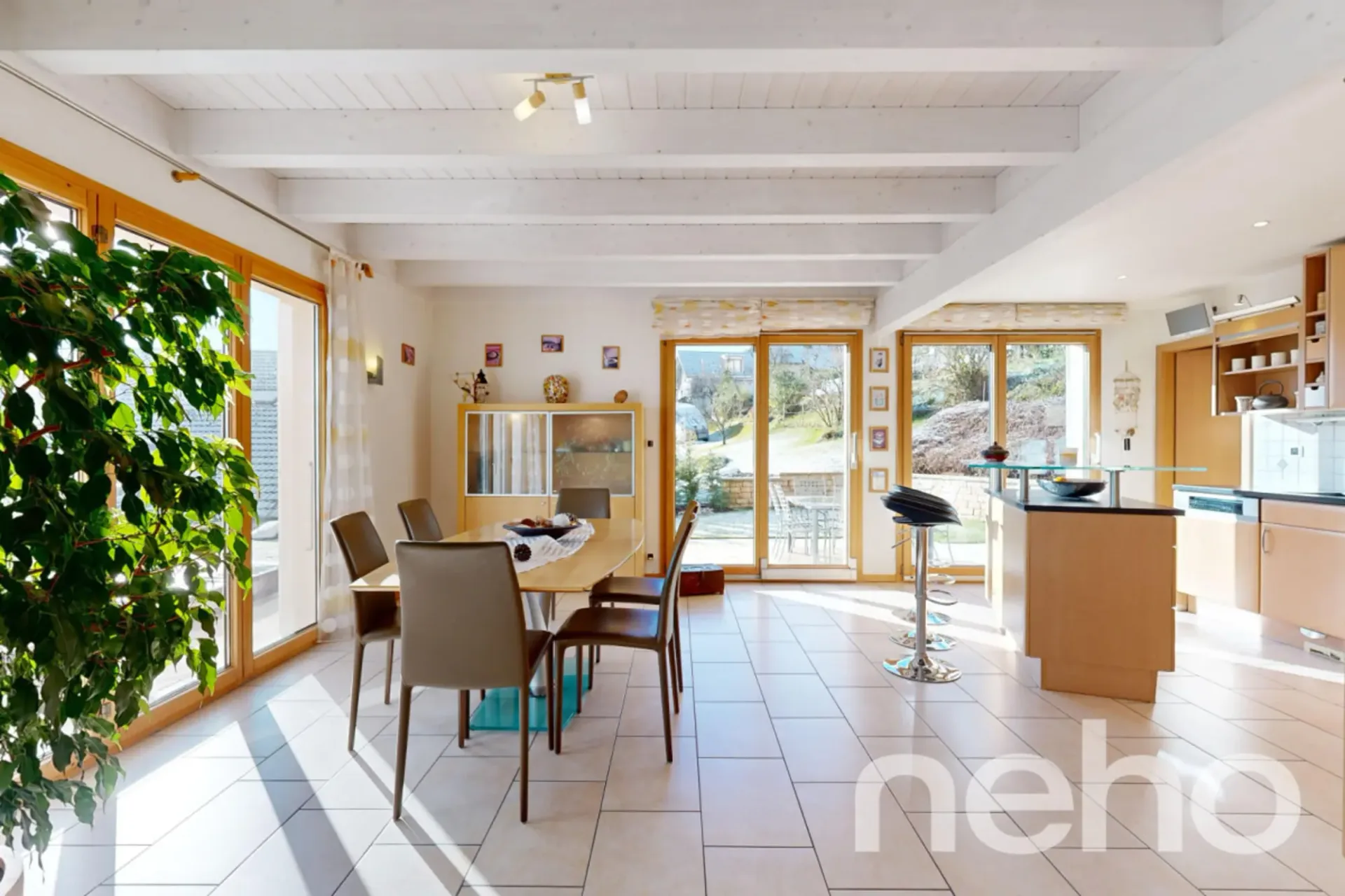 A haven of serenity on the heights of Chézard-Saint-Martin