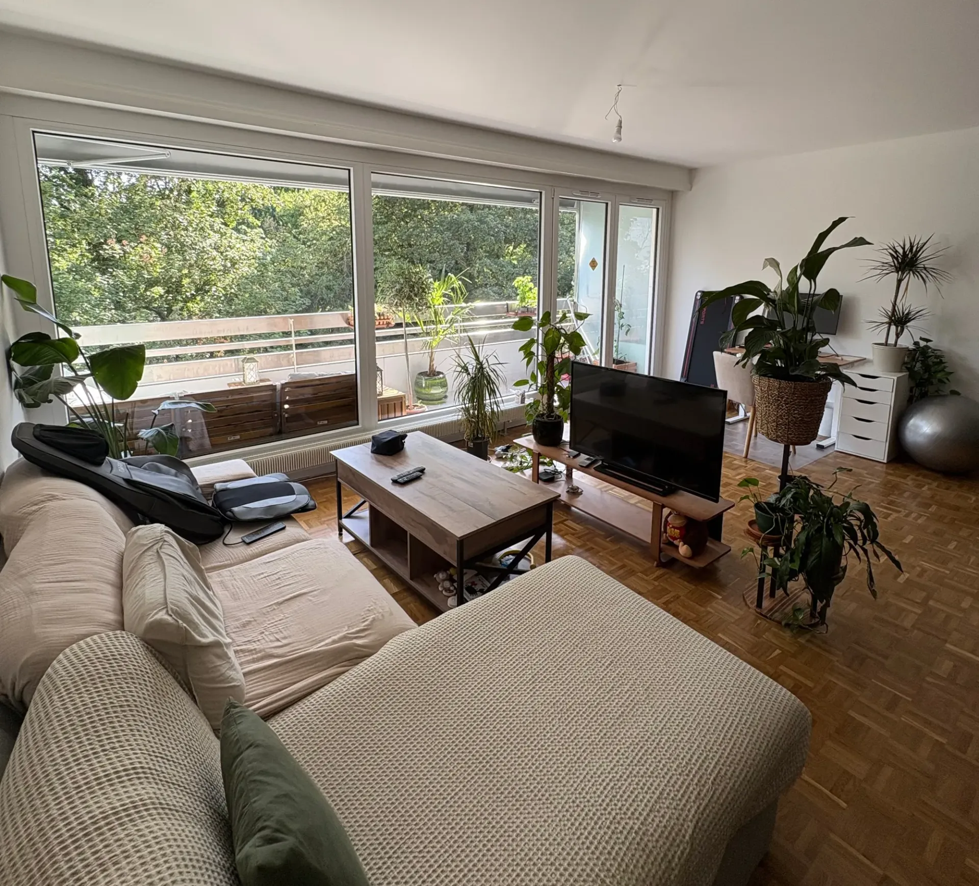 APPARTEMENT 4 PIÈCES À GENÈVE - SERVETTE/PETIT-SACONNEX, MEUBLÉ, DURÉE
