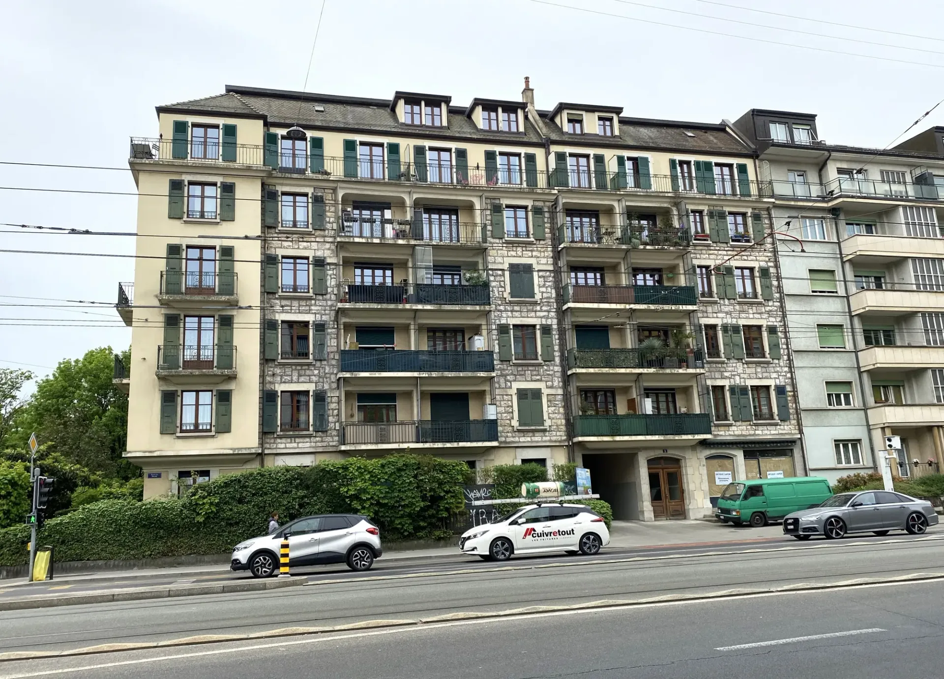 Wohnung mit 3 Zimmern und Balkon in der Servette