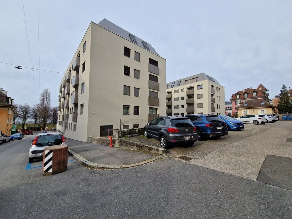 Studio mit Balkon