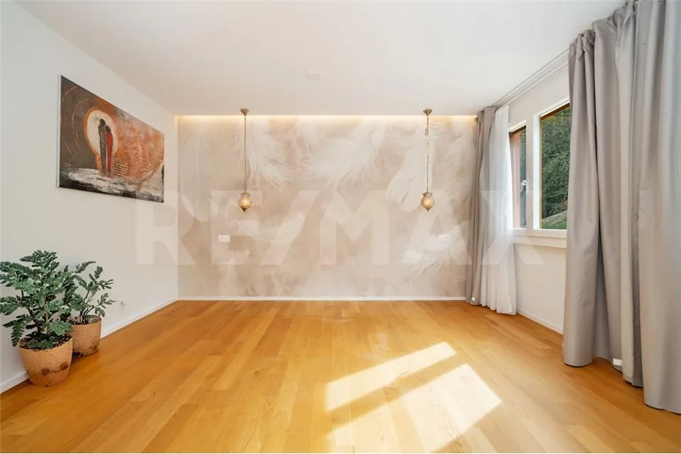 Neuwertige 2.5-Zimmer-ETW