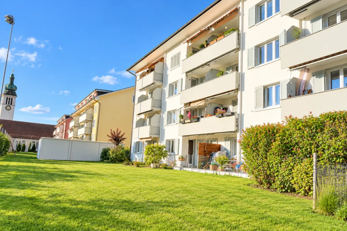 HELLE SANIERTE TOP-MODERNE 1.5 ZIMMERWOHNUNG!