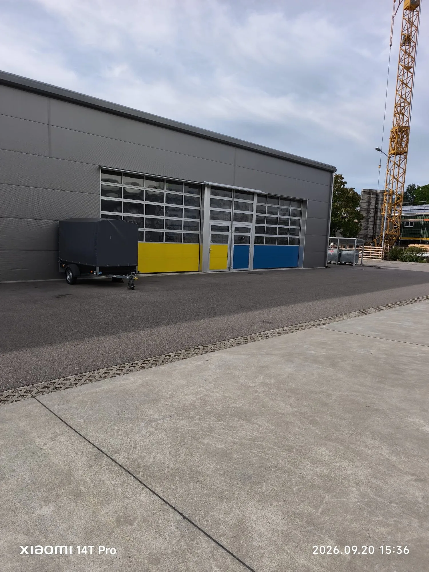 Modernes Industriellokal zur Miete in Brügg BE