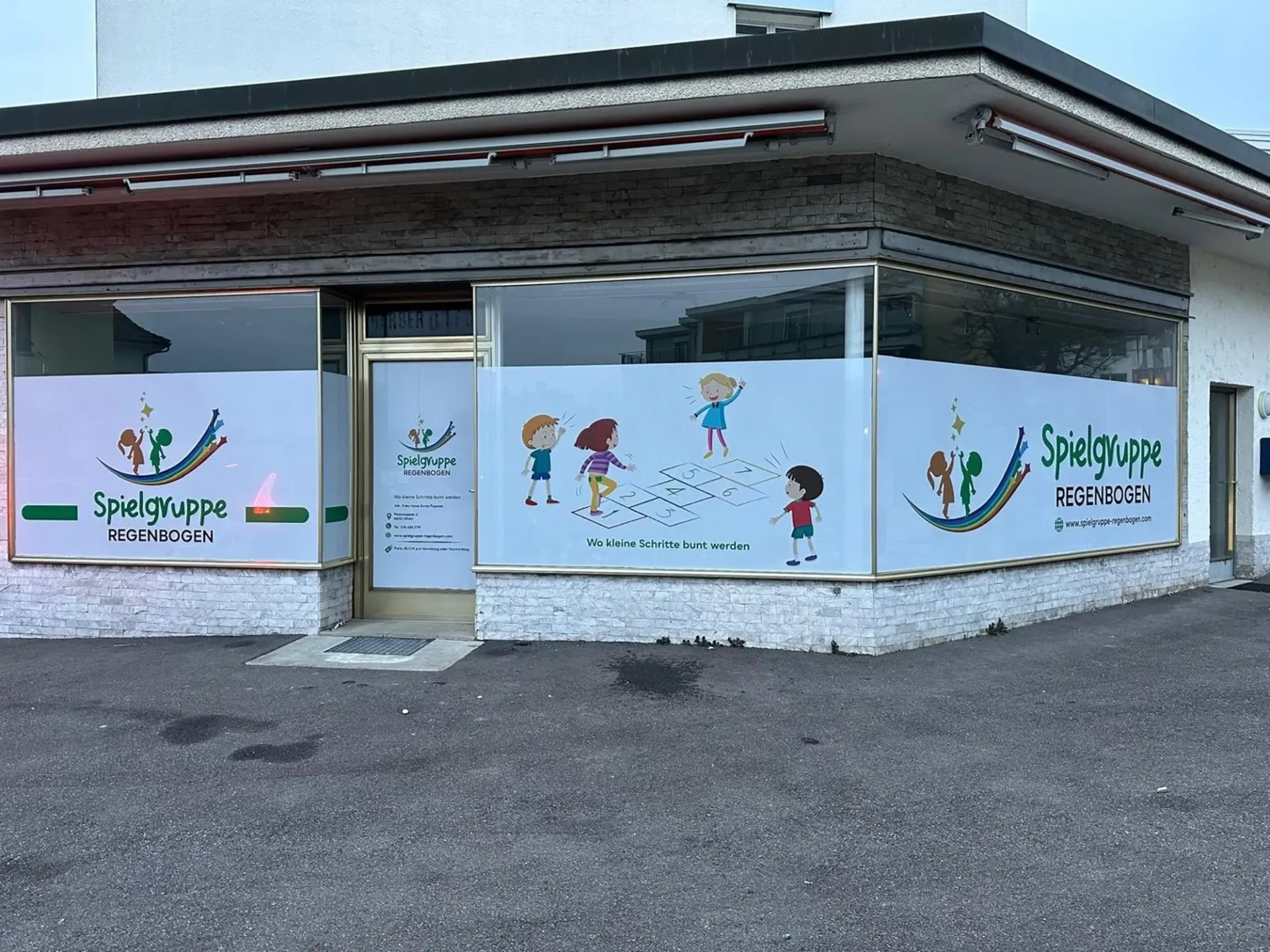 Attraktives Eck-Ladenlokal (100 m2)